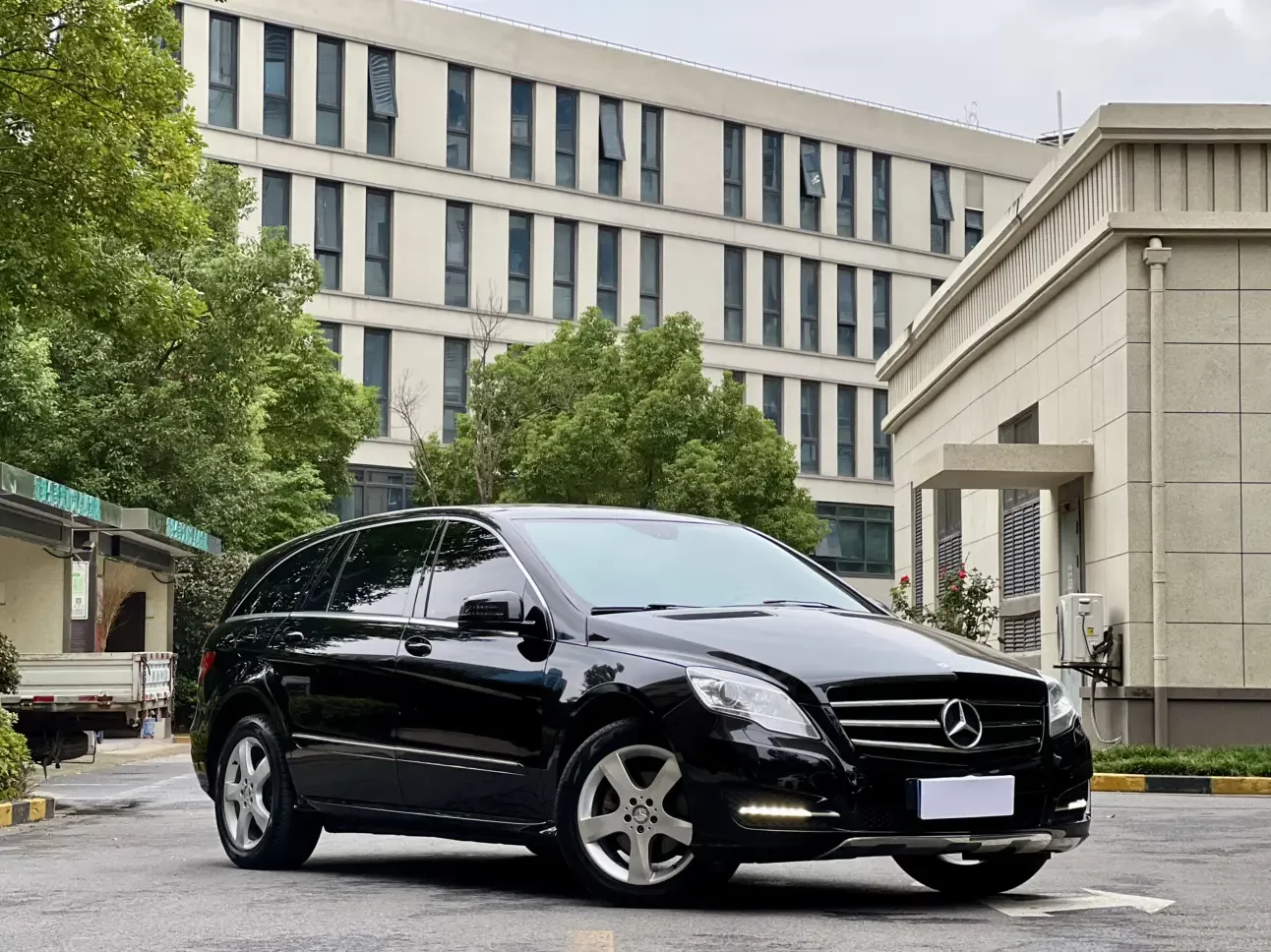 Mercedes-Benz R-Class
