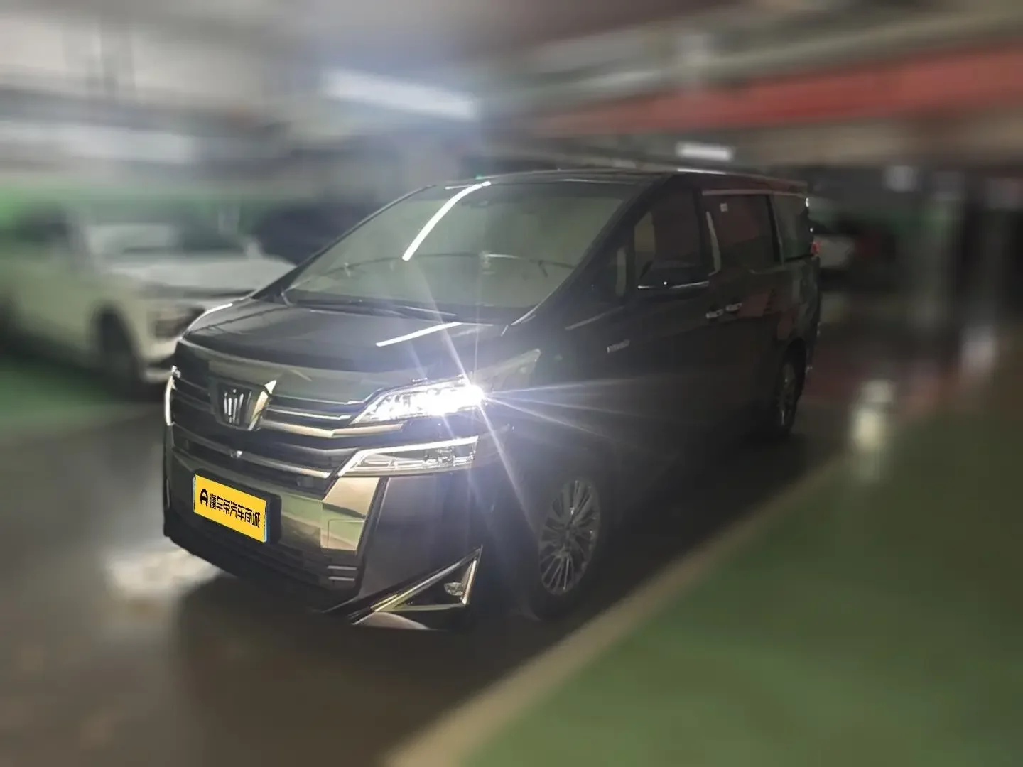 Toyota Crown Wellfire
