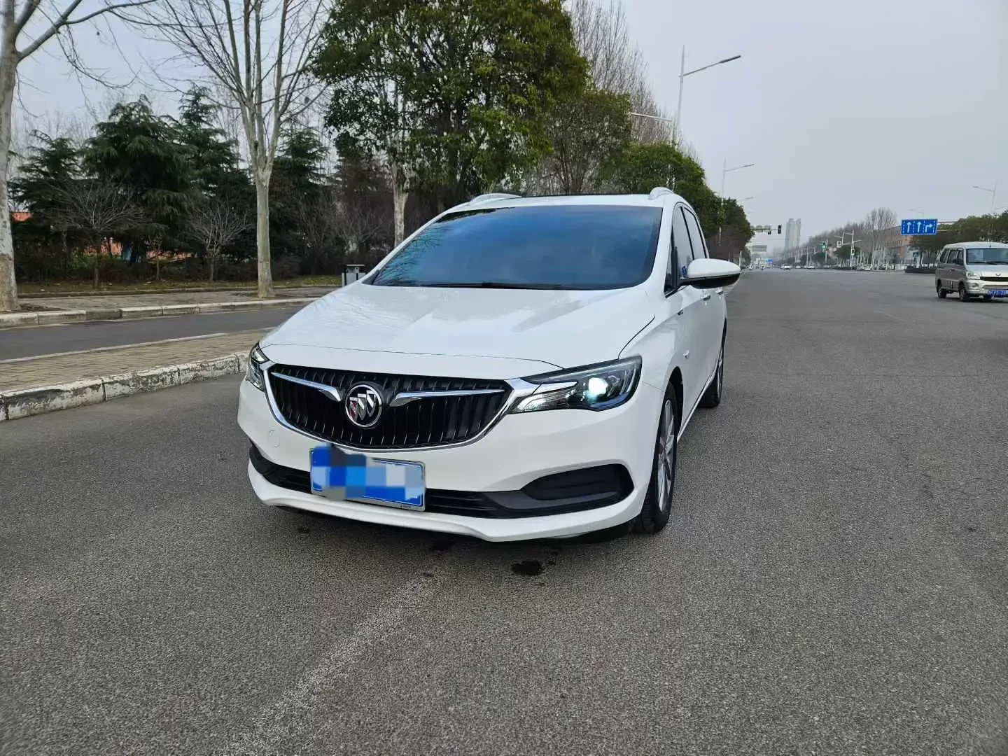 Buick GL6