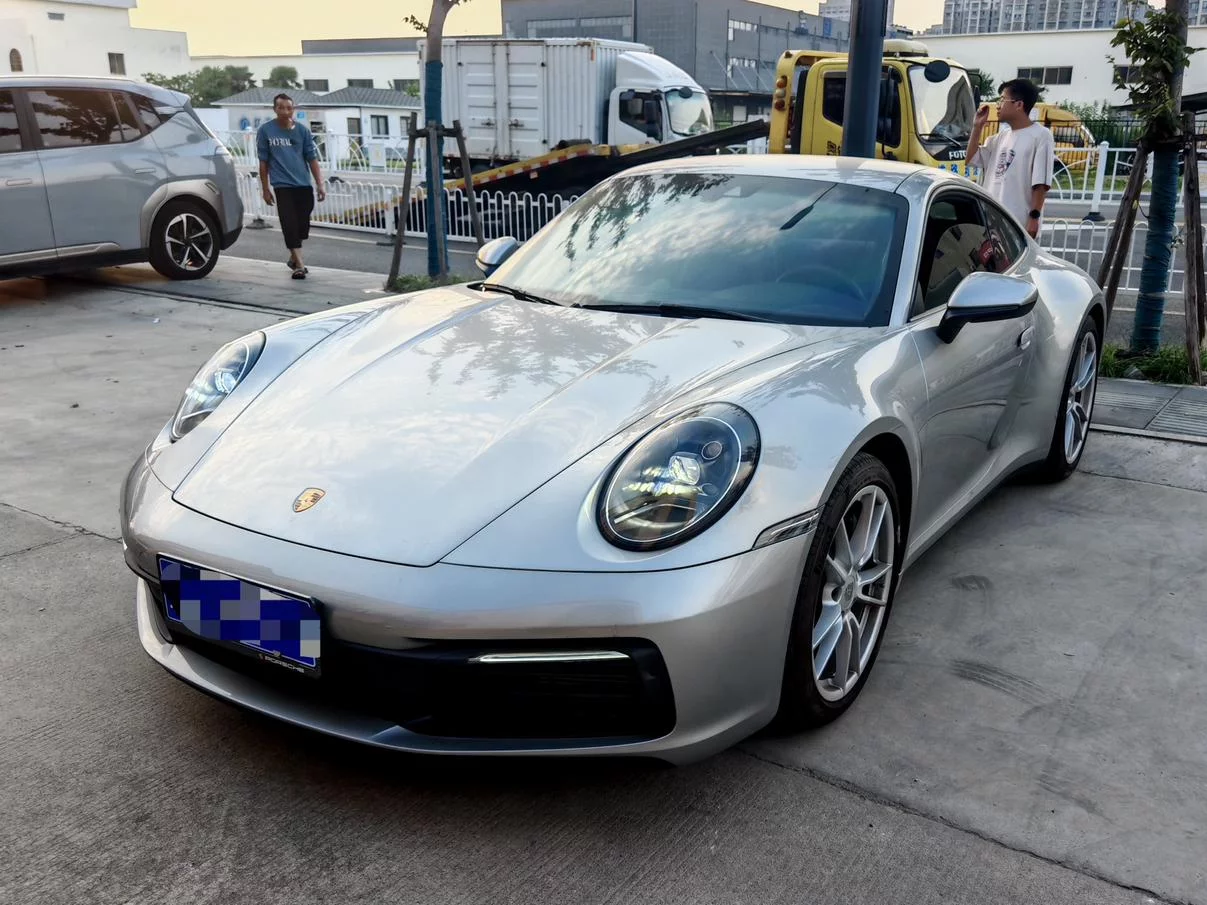 Porsche 911