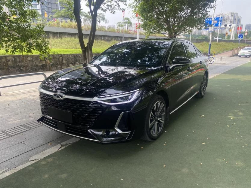 Chery Arrizo 8