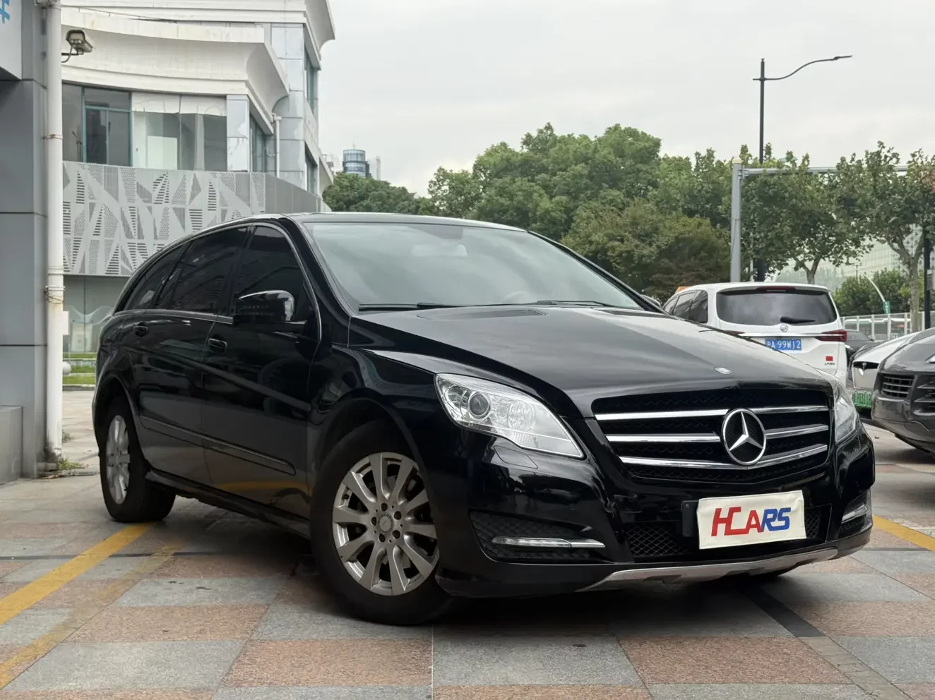 Mercedes-Benz R-Class