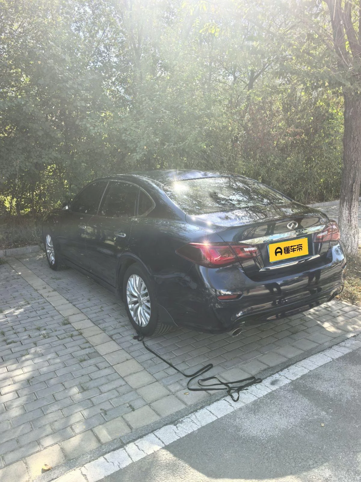 Infiniti Q70