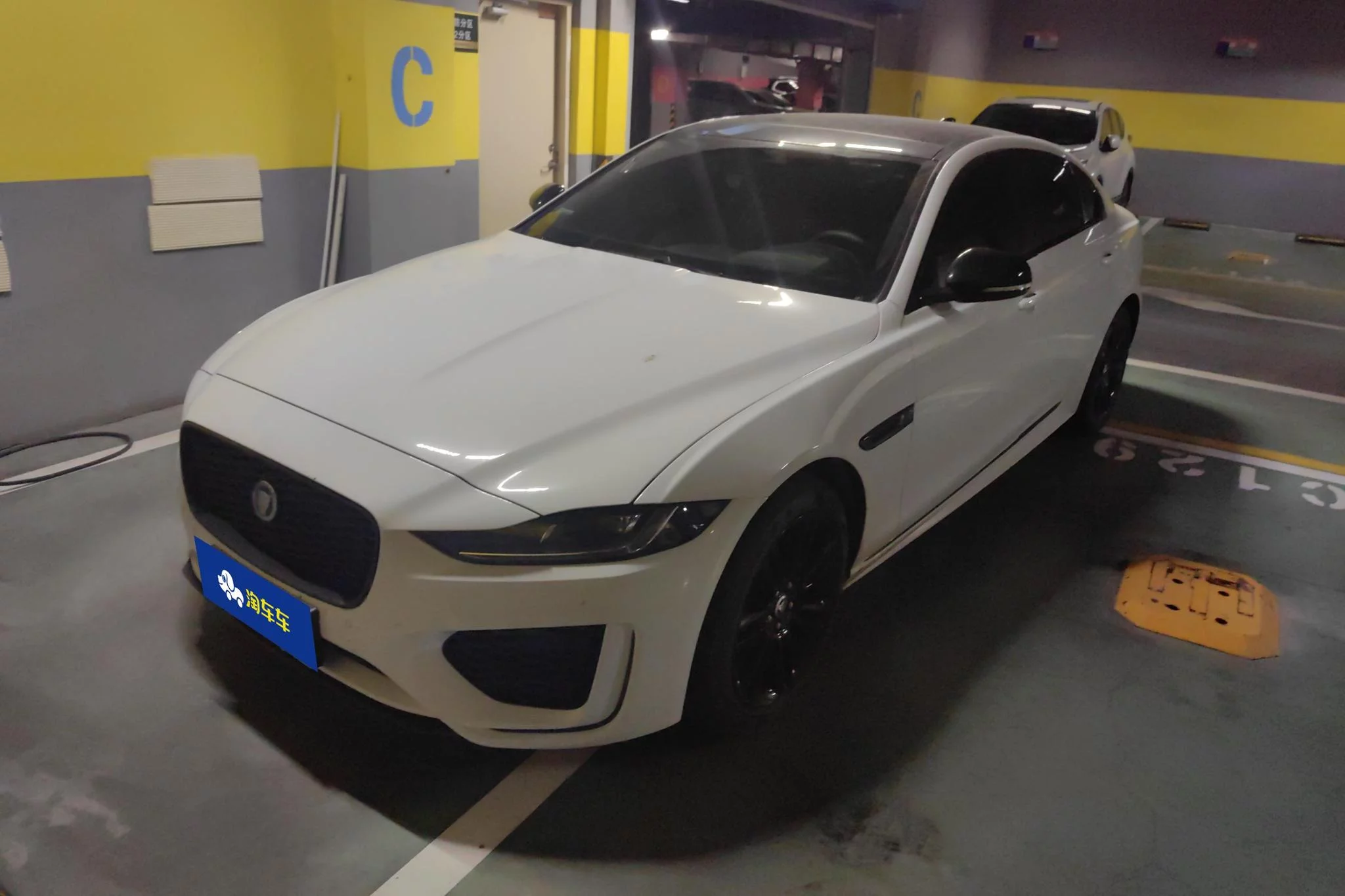 Jaguar XEL