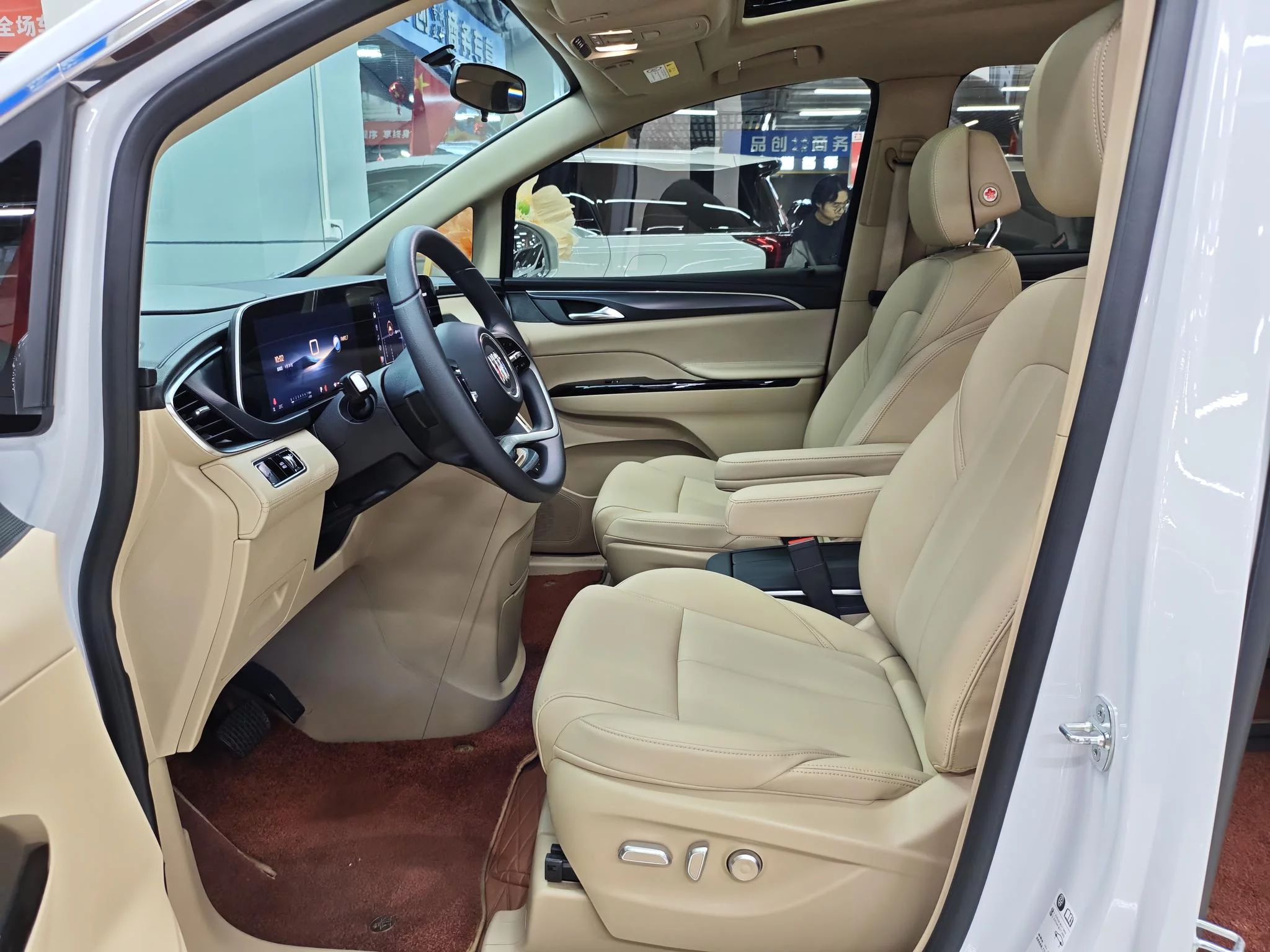 Buick GL8