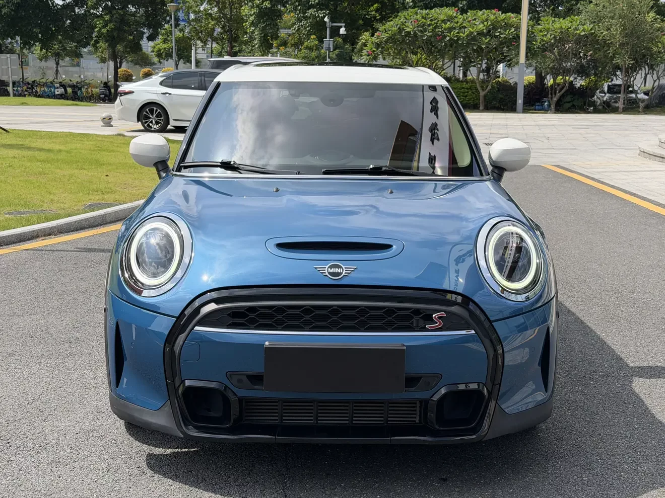 MINI MINI