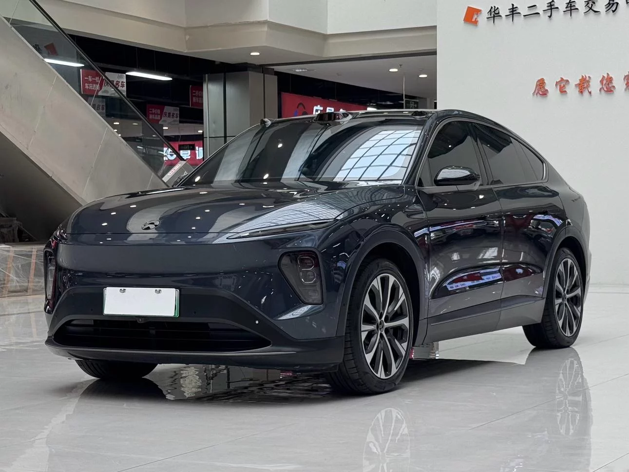 NIO EC7