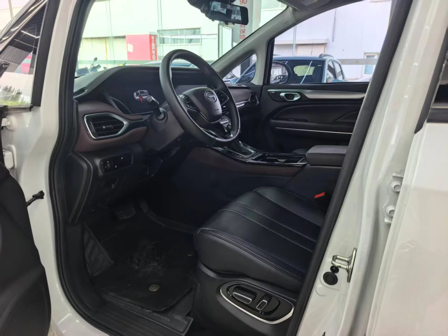 GAC Trumpchi M6