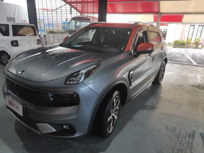 Lynk & Co 01 EM-P