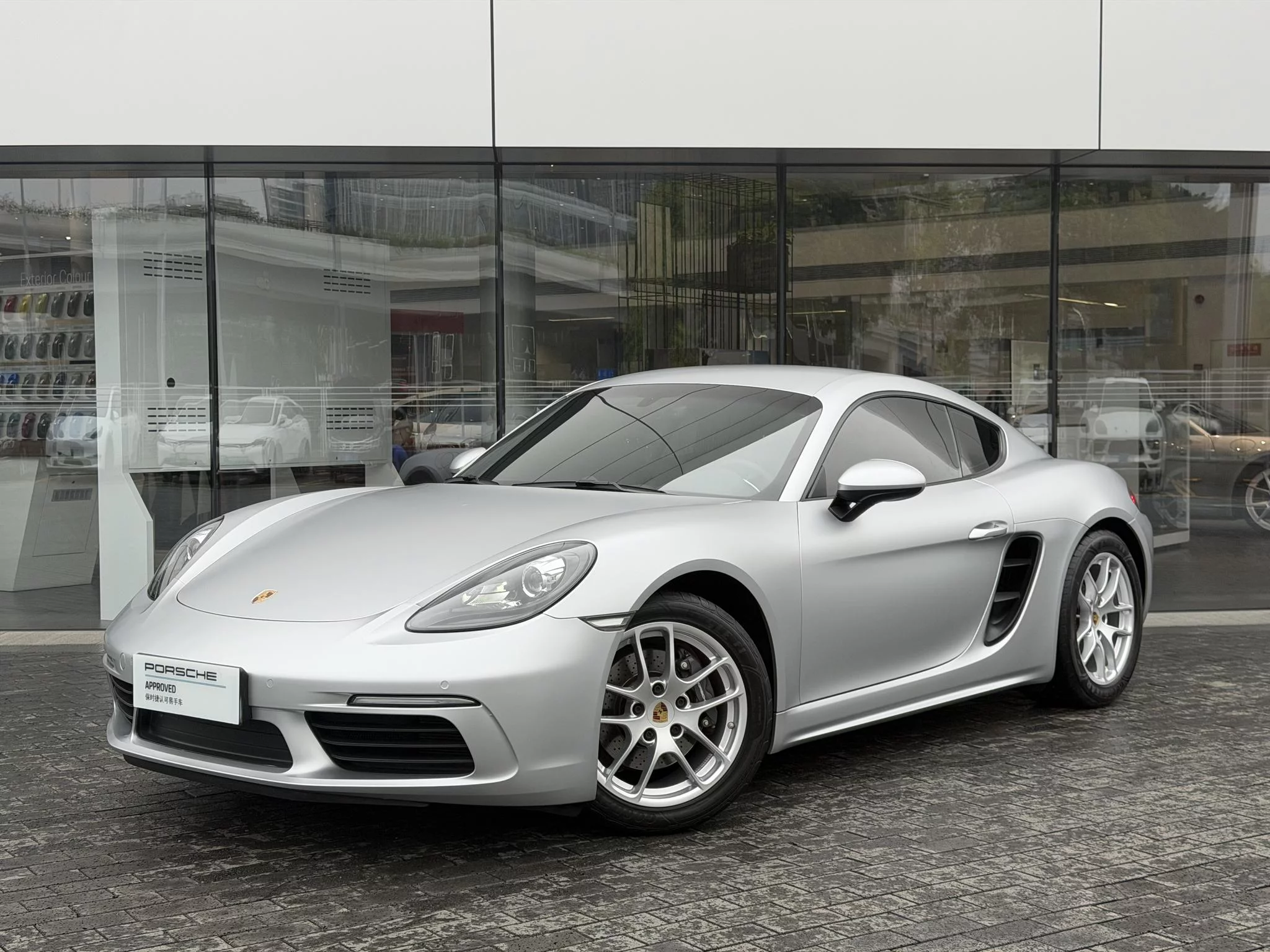 Porsche 718