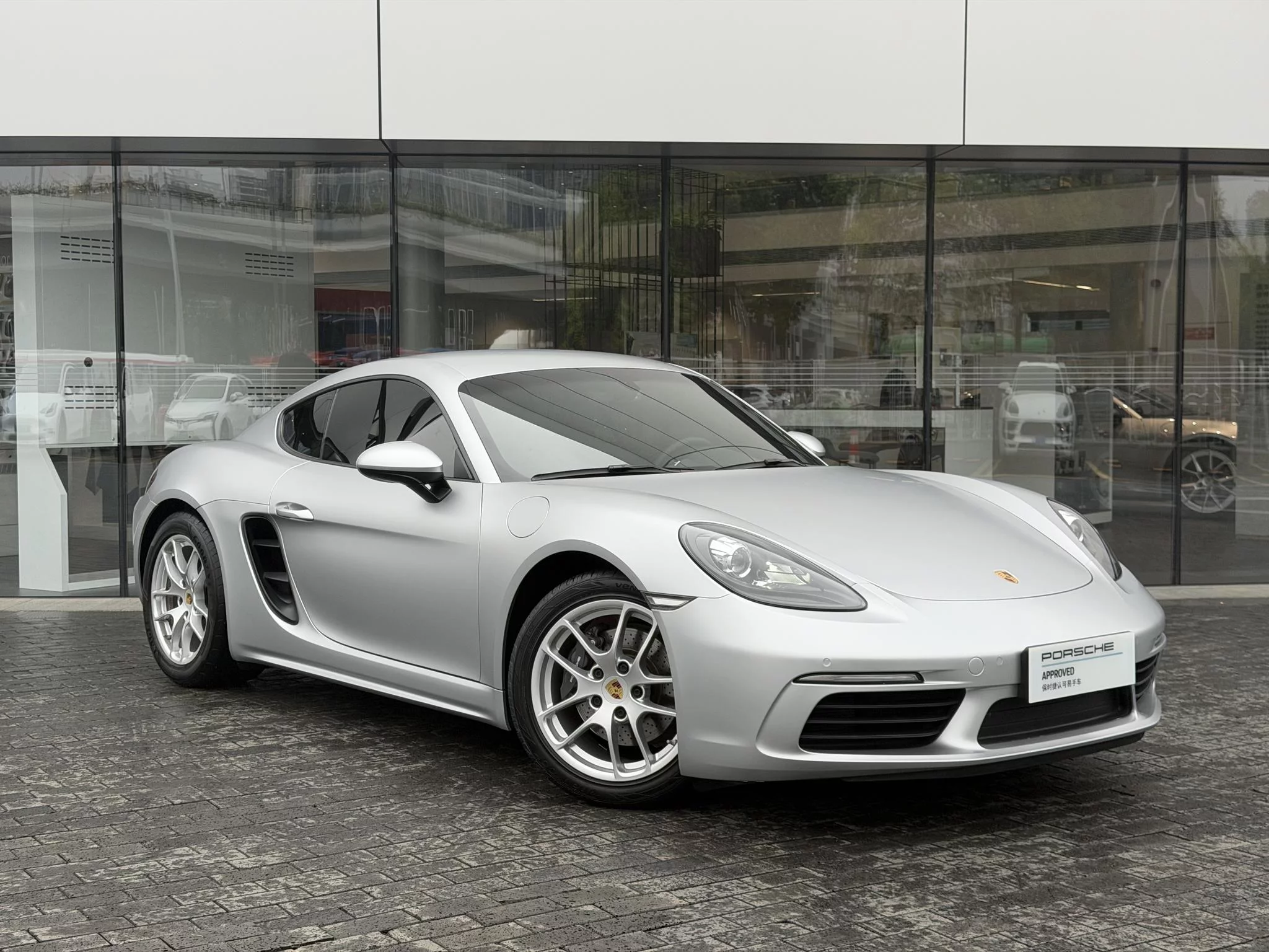 Porsche 718