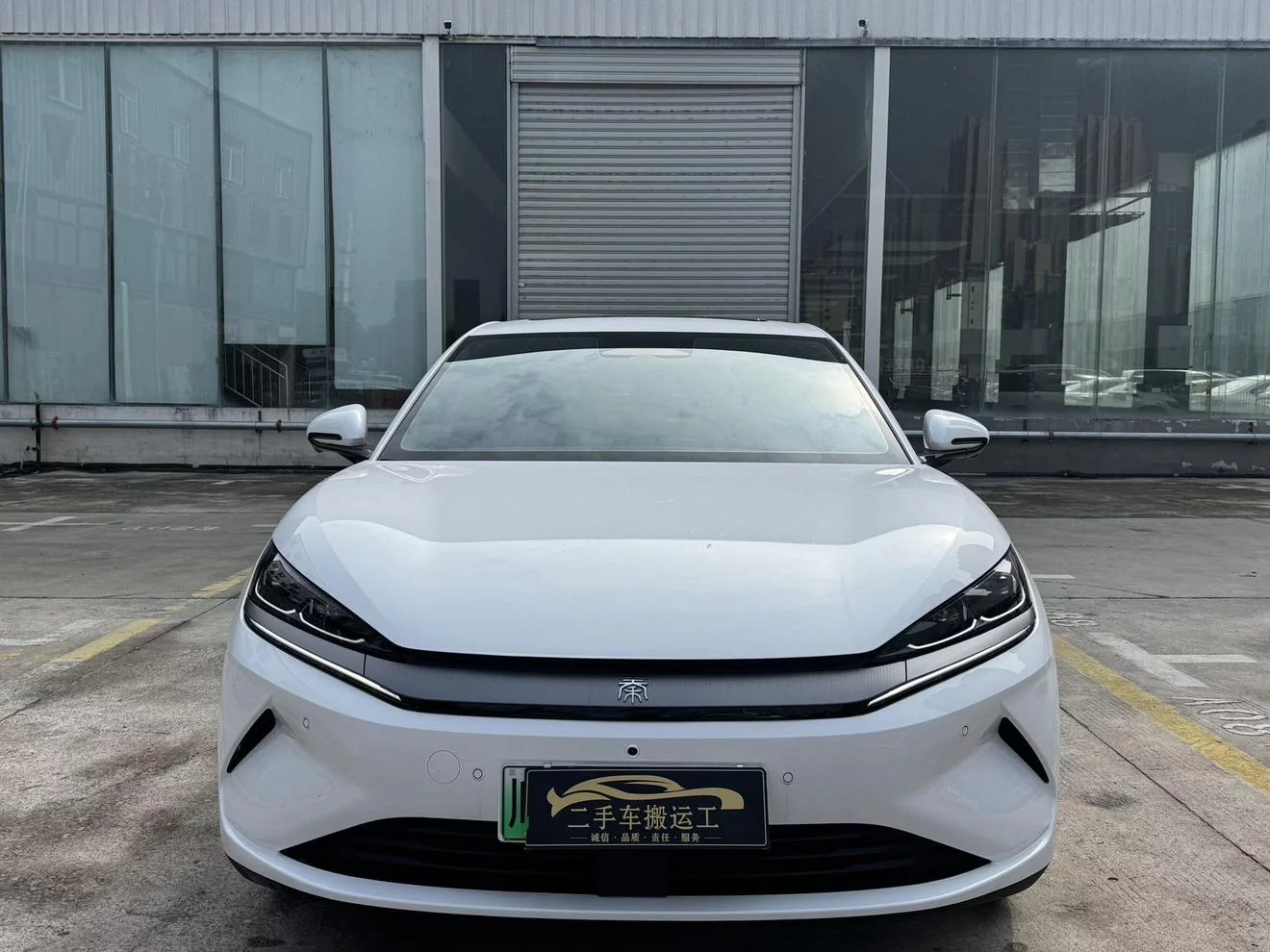 BYD Qin L EV  из Китая