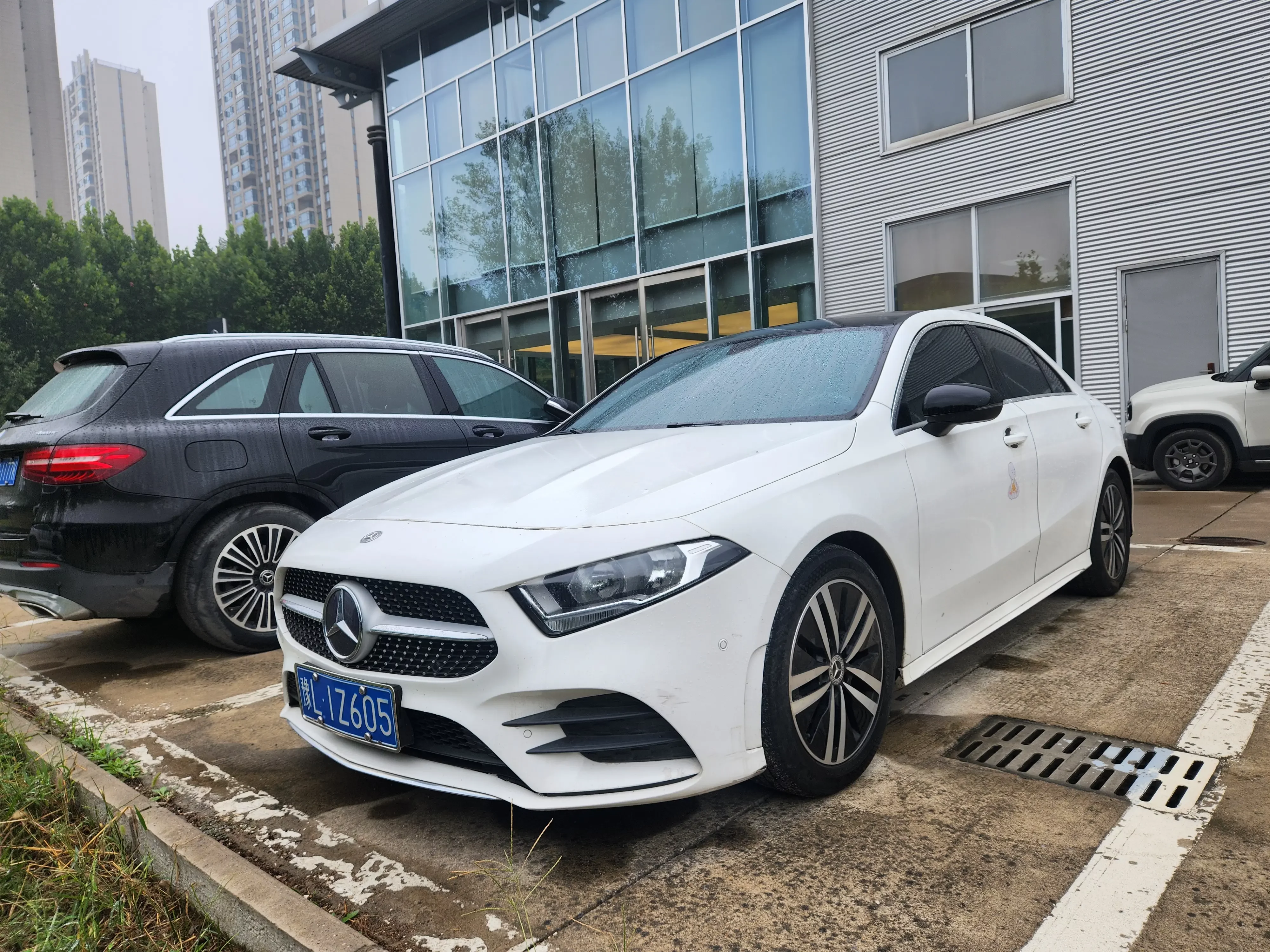 Mercedes-Benz A Class  из Китая