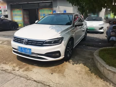 Volkswagen Lamando