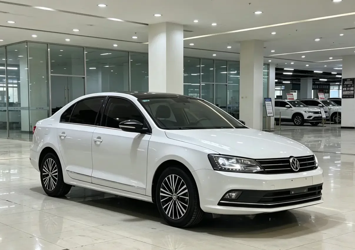 Volkswagen Sagitar