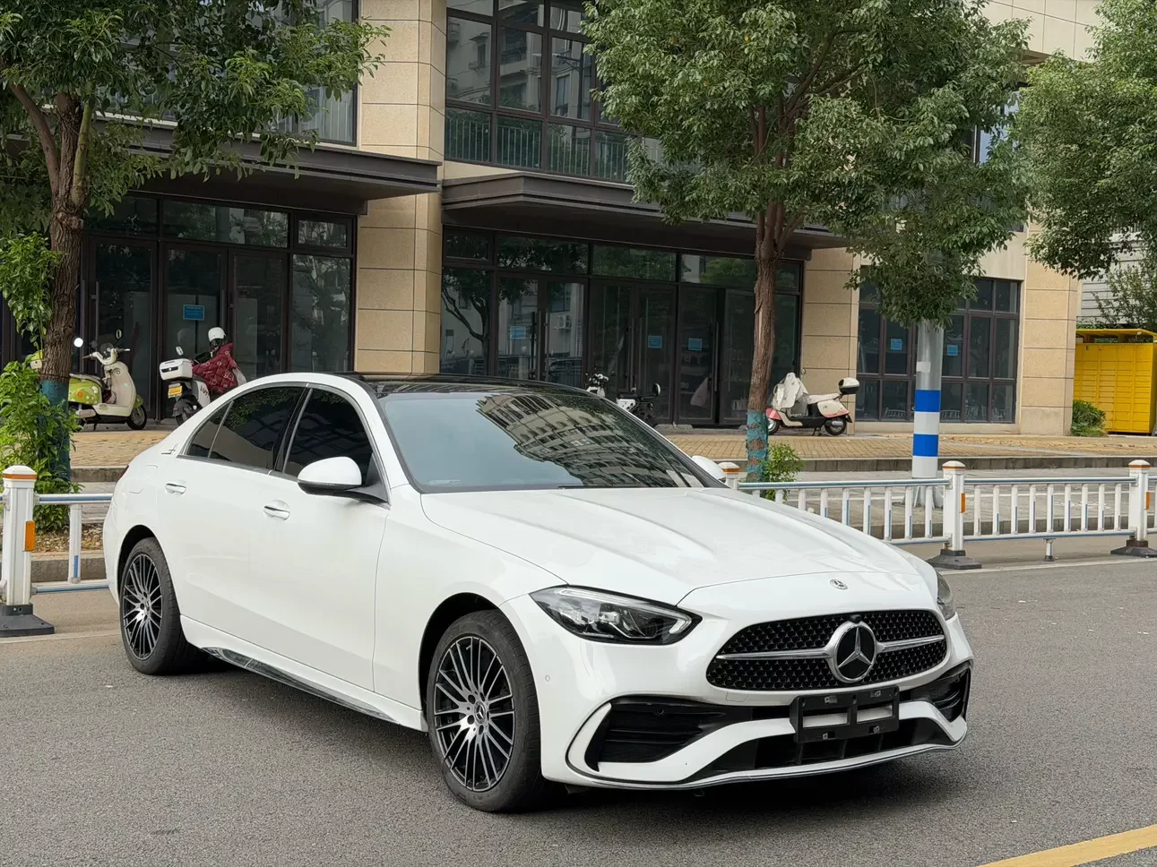 Mercedes-Benz C Class
