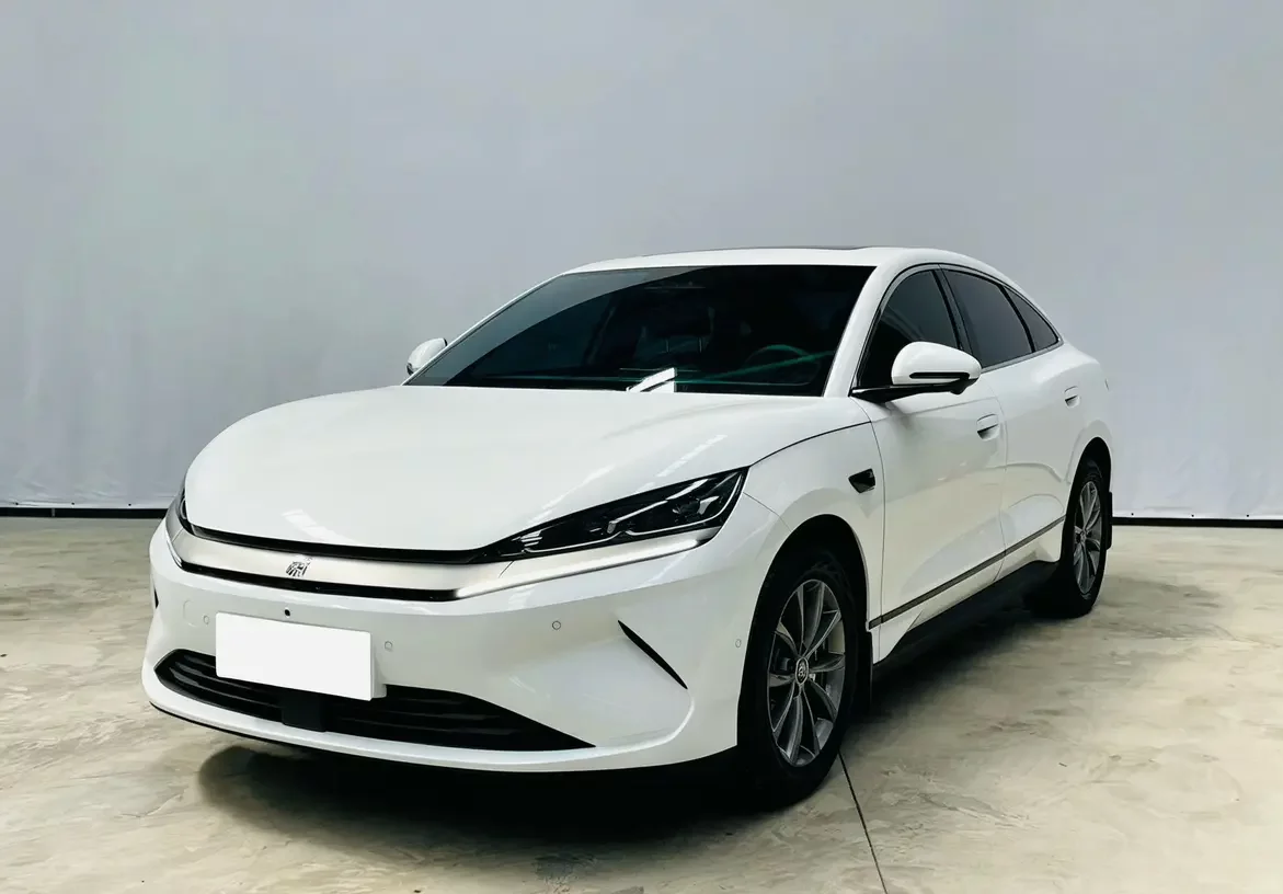 BYD Qin L EV