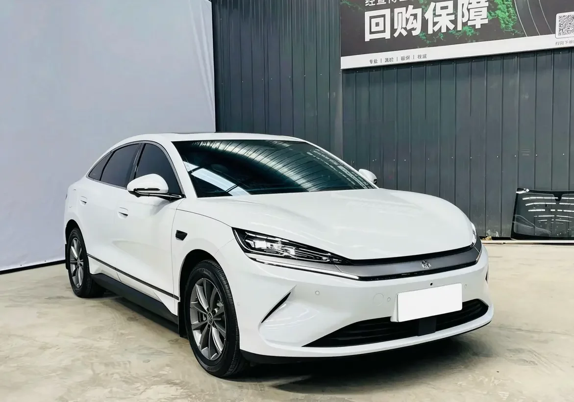 BYD Qin L EV