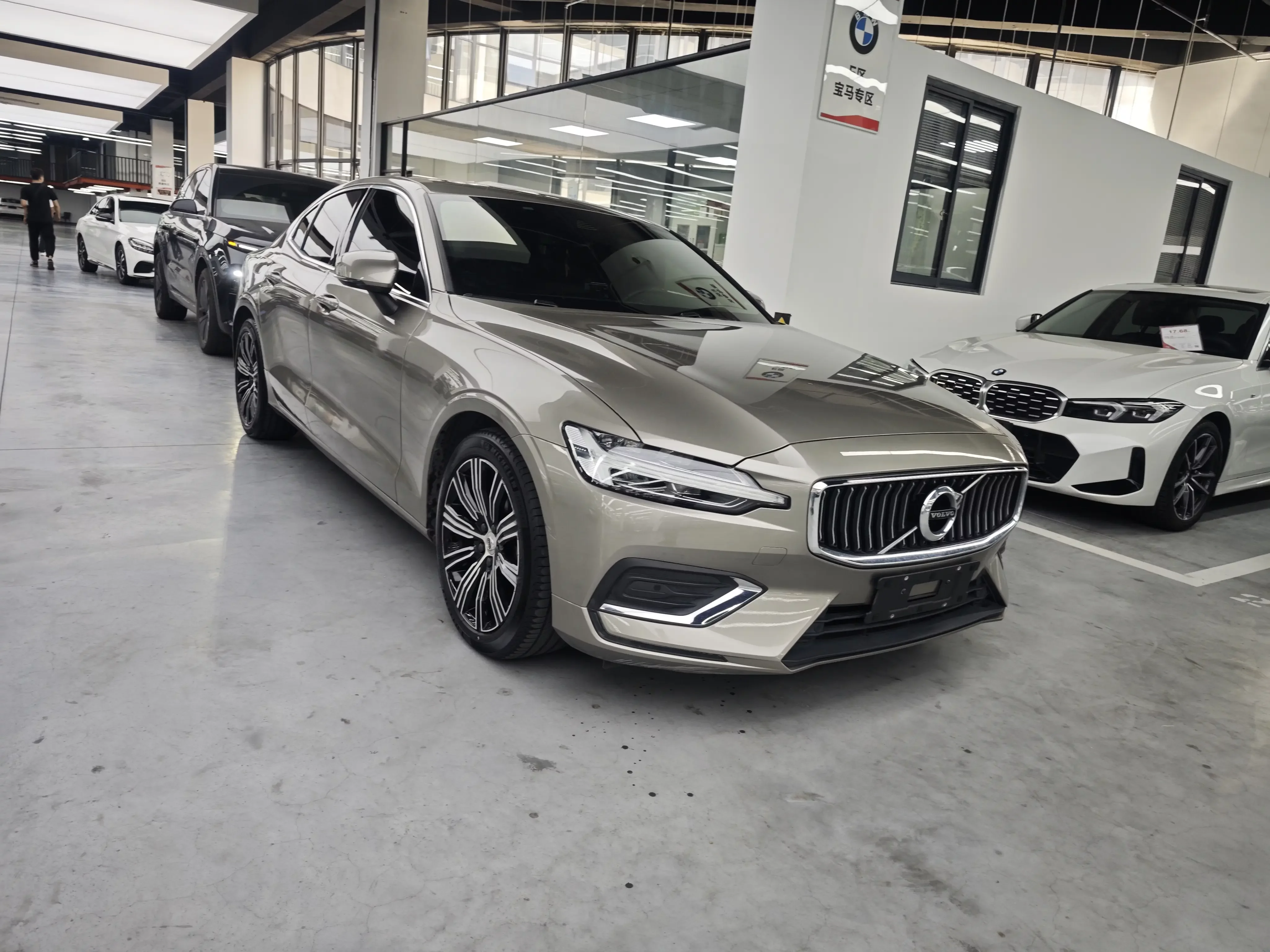 Volvo S60