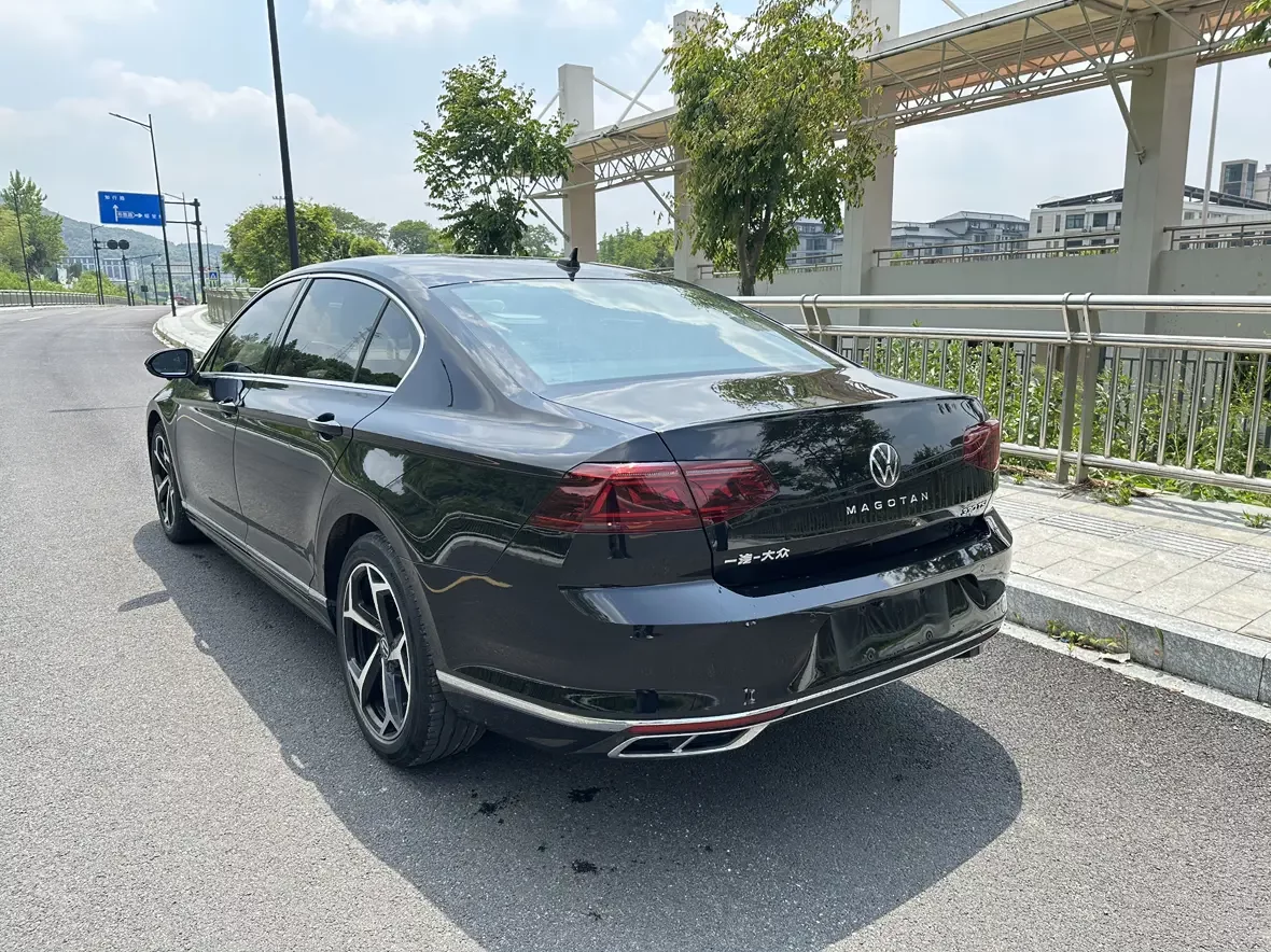 Volkswagen Magotan