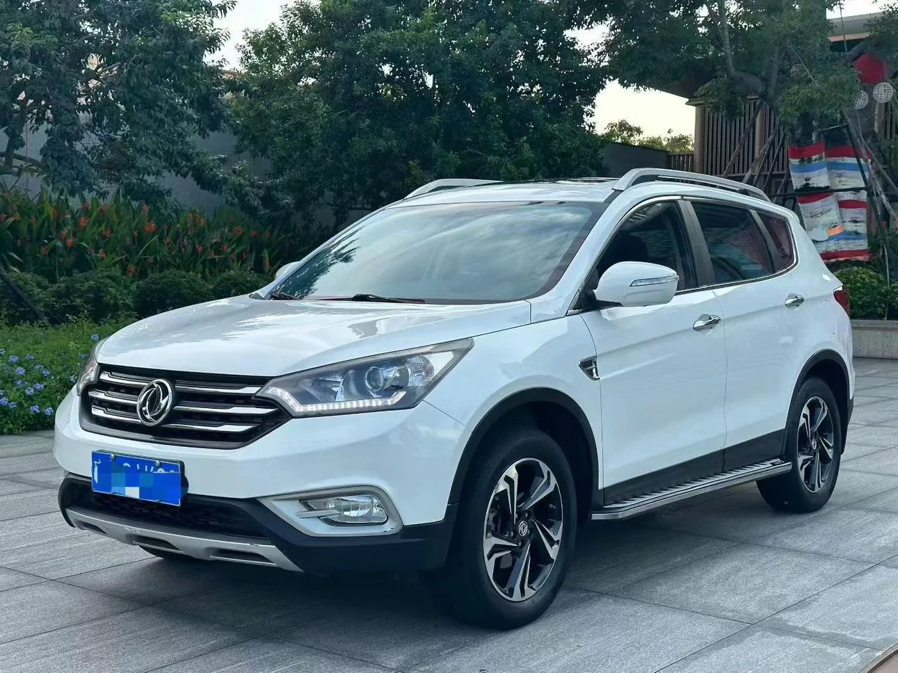 Dongfeng Fengshen AX7