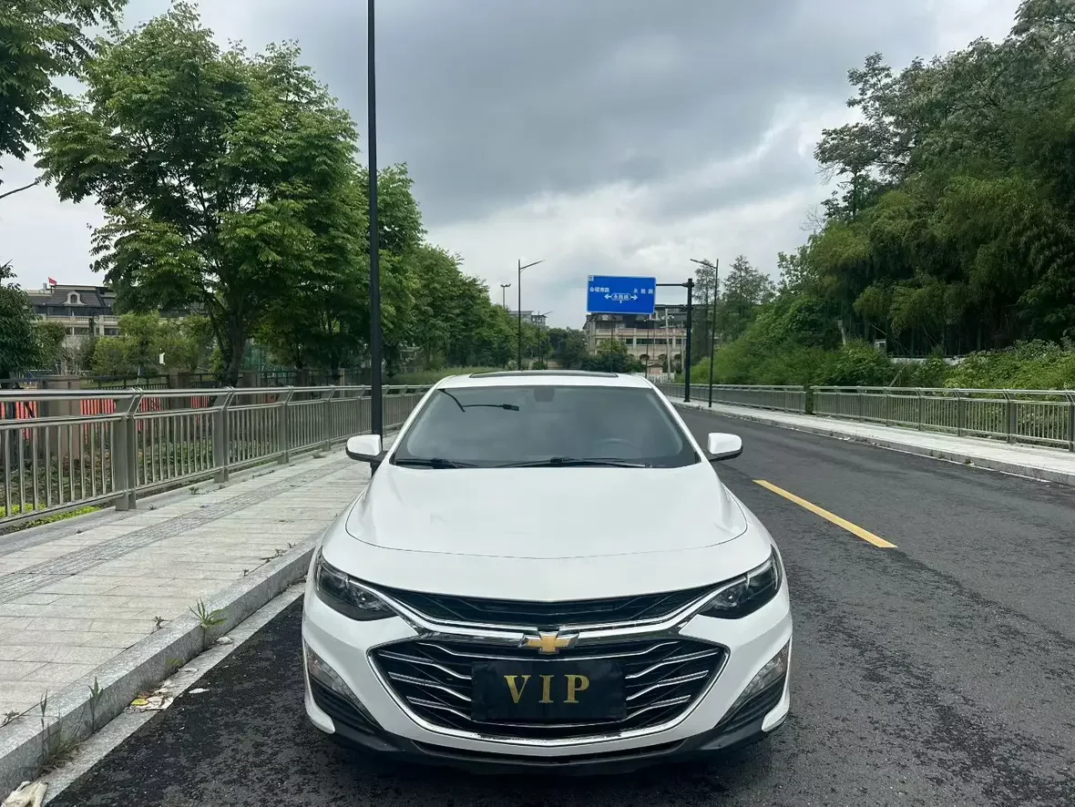 Chevrolet Malibu XL