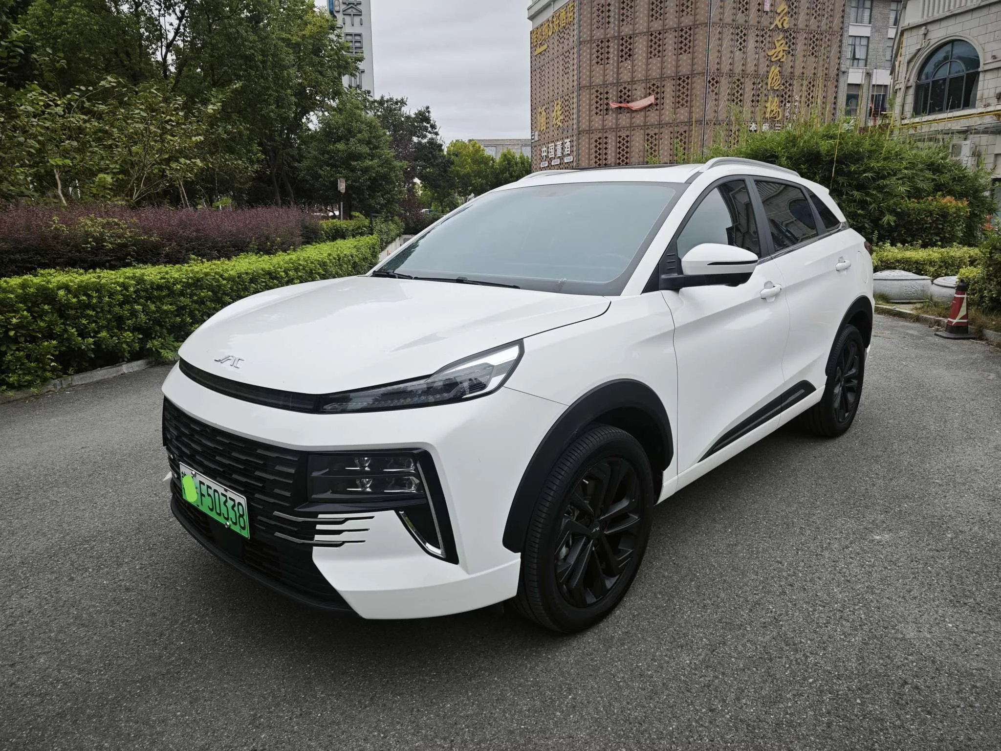 Jianghuai JAC QX PHEV