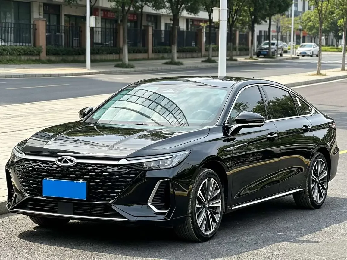 Chery Arrizo 8