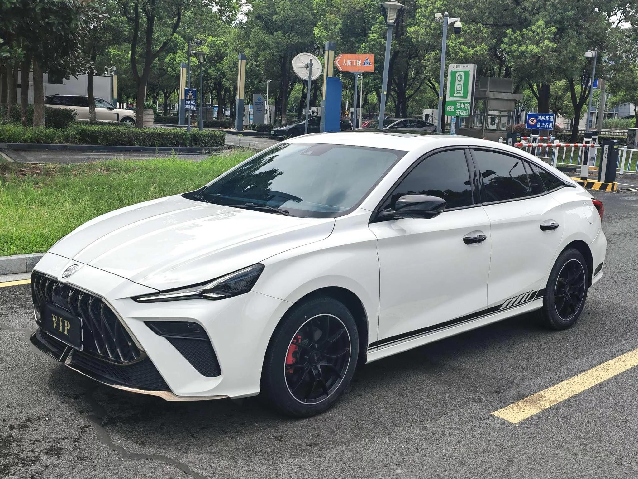 MG 5 Scorpio