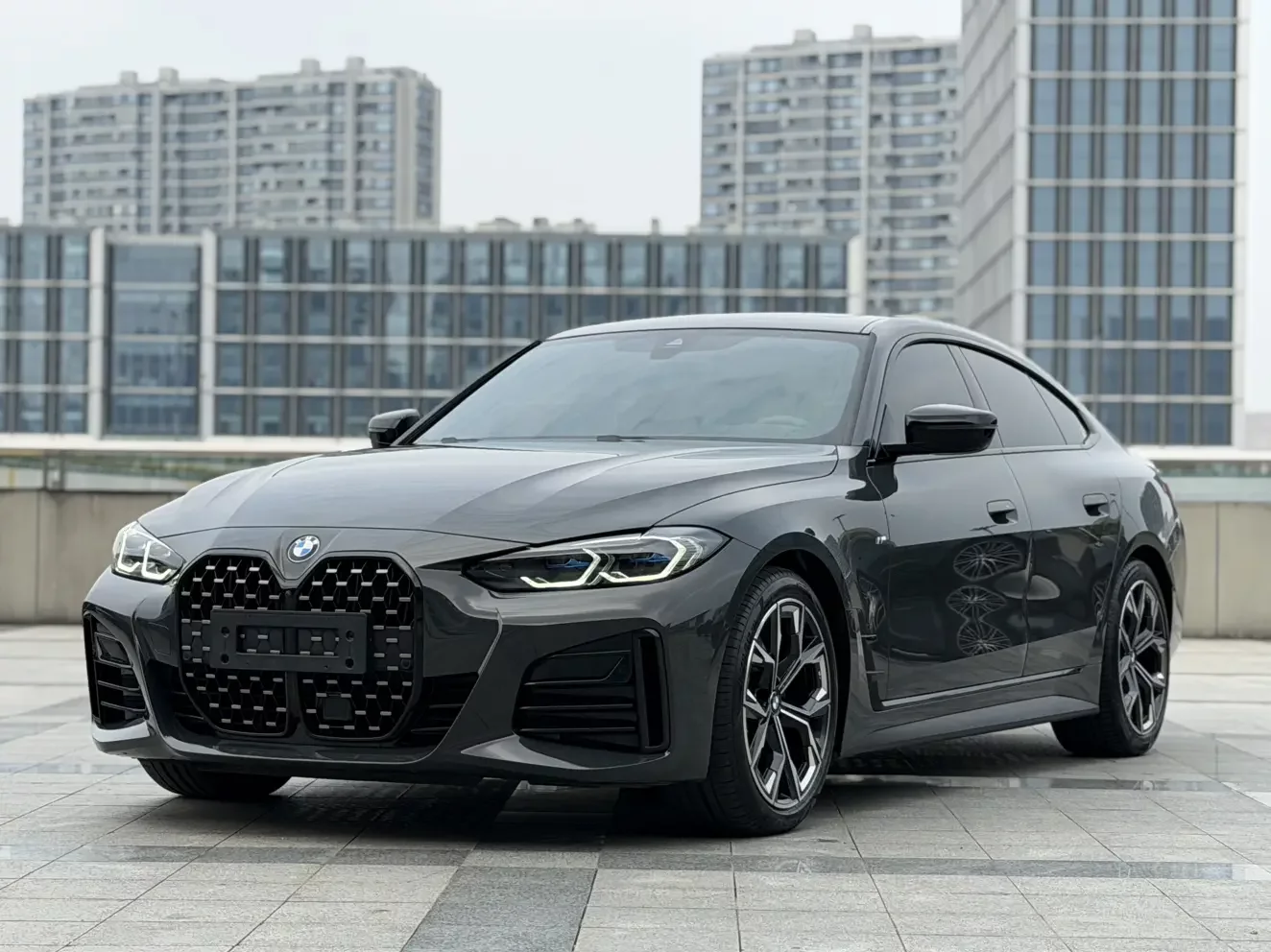 BMW 4-SERIES