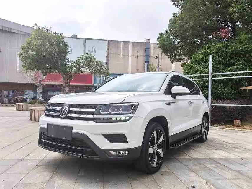 Volkswagen Tharu
