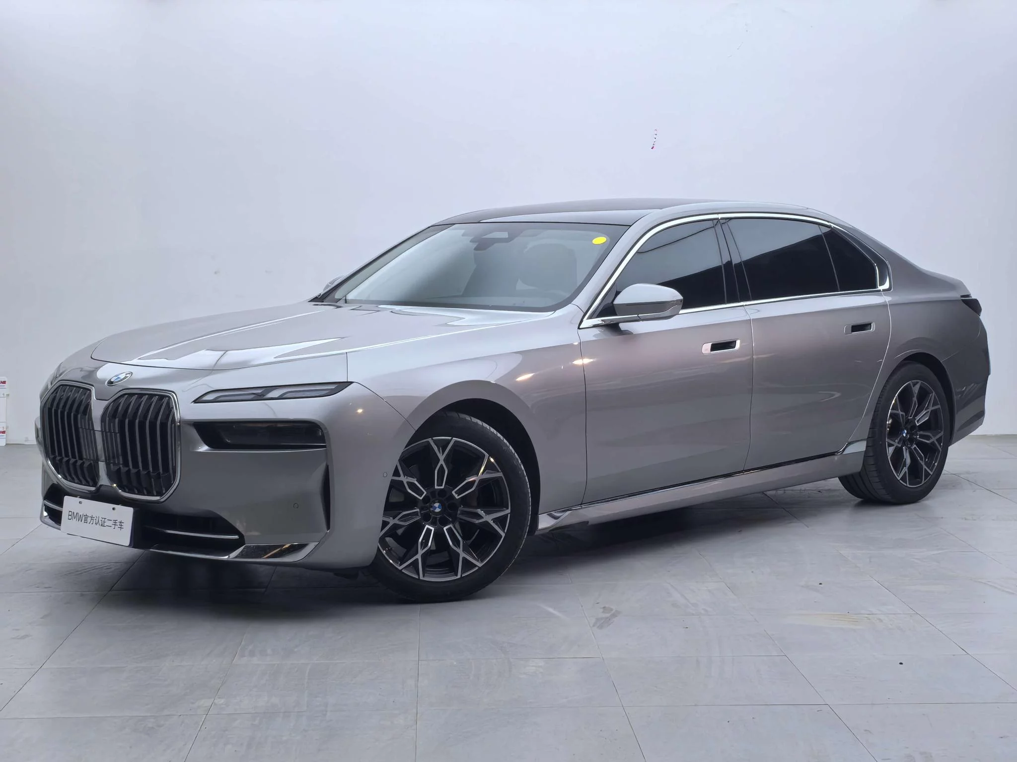 BMW 7-SERIES