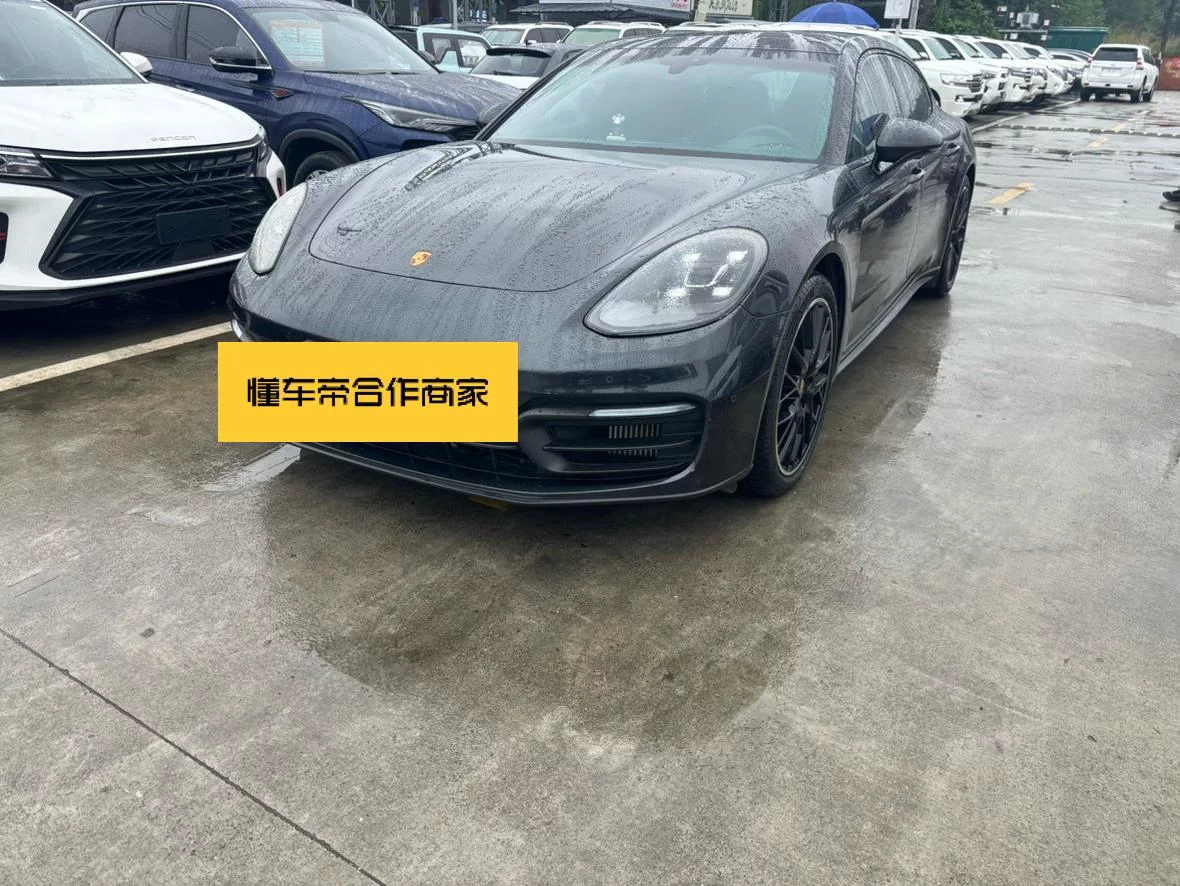 Porsche Panamera