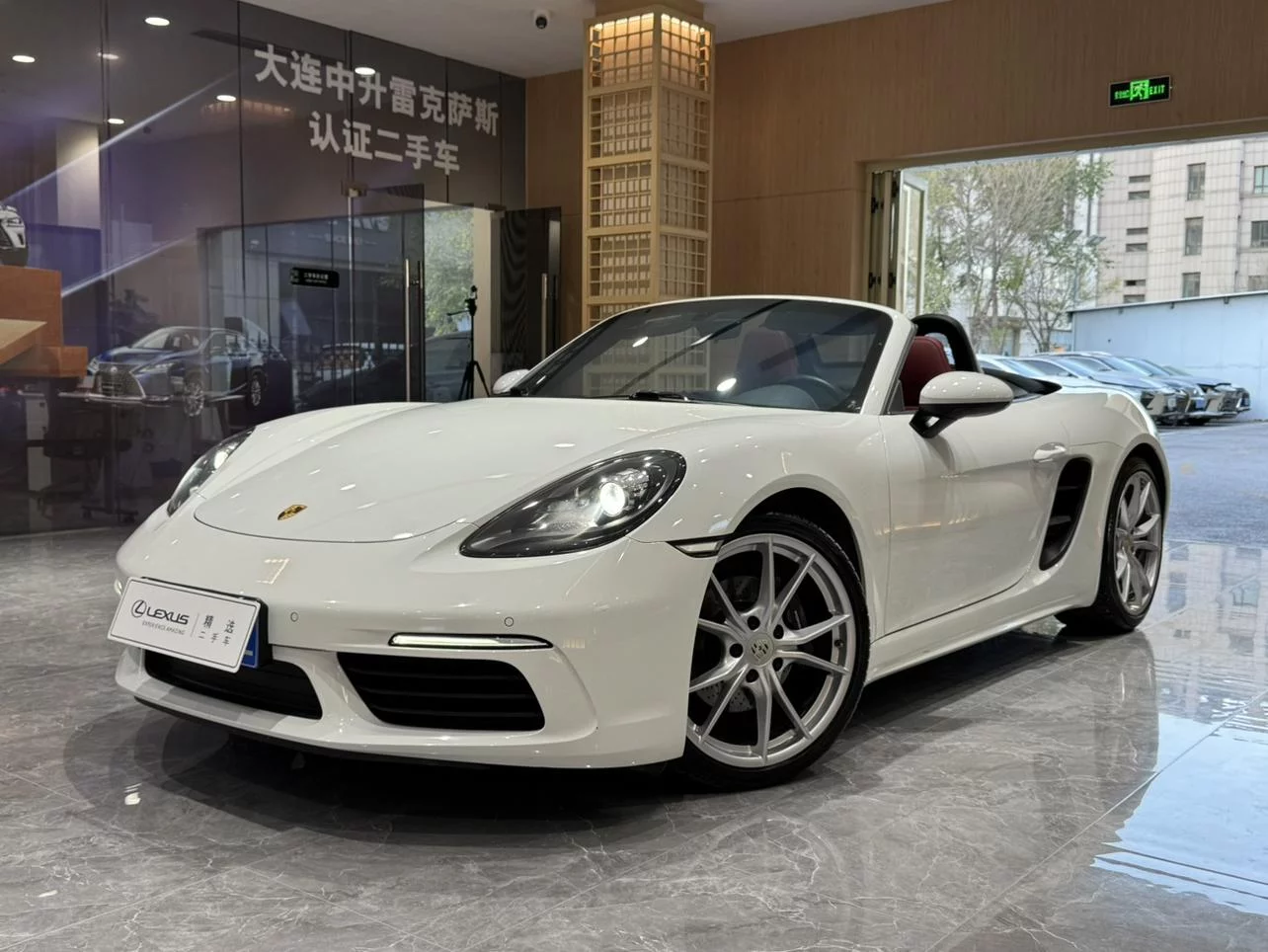 Porsche 718