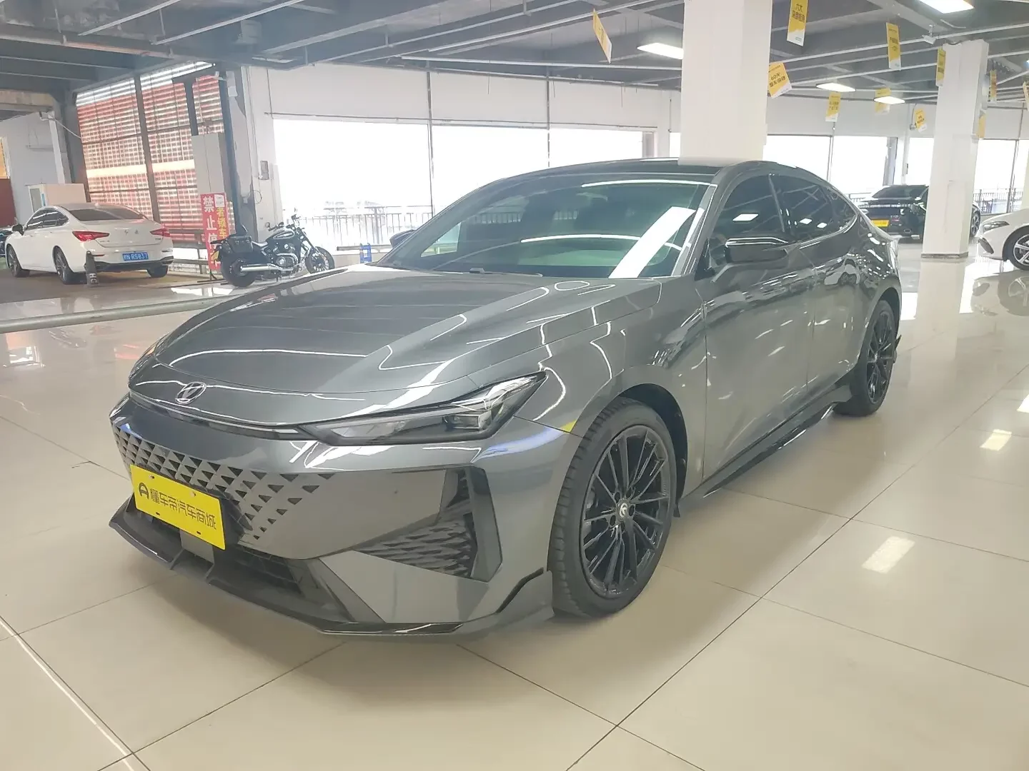Changan UNI-V