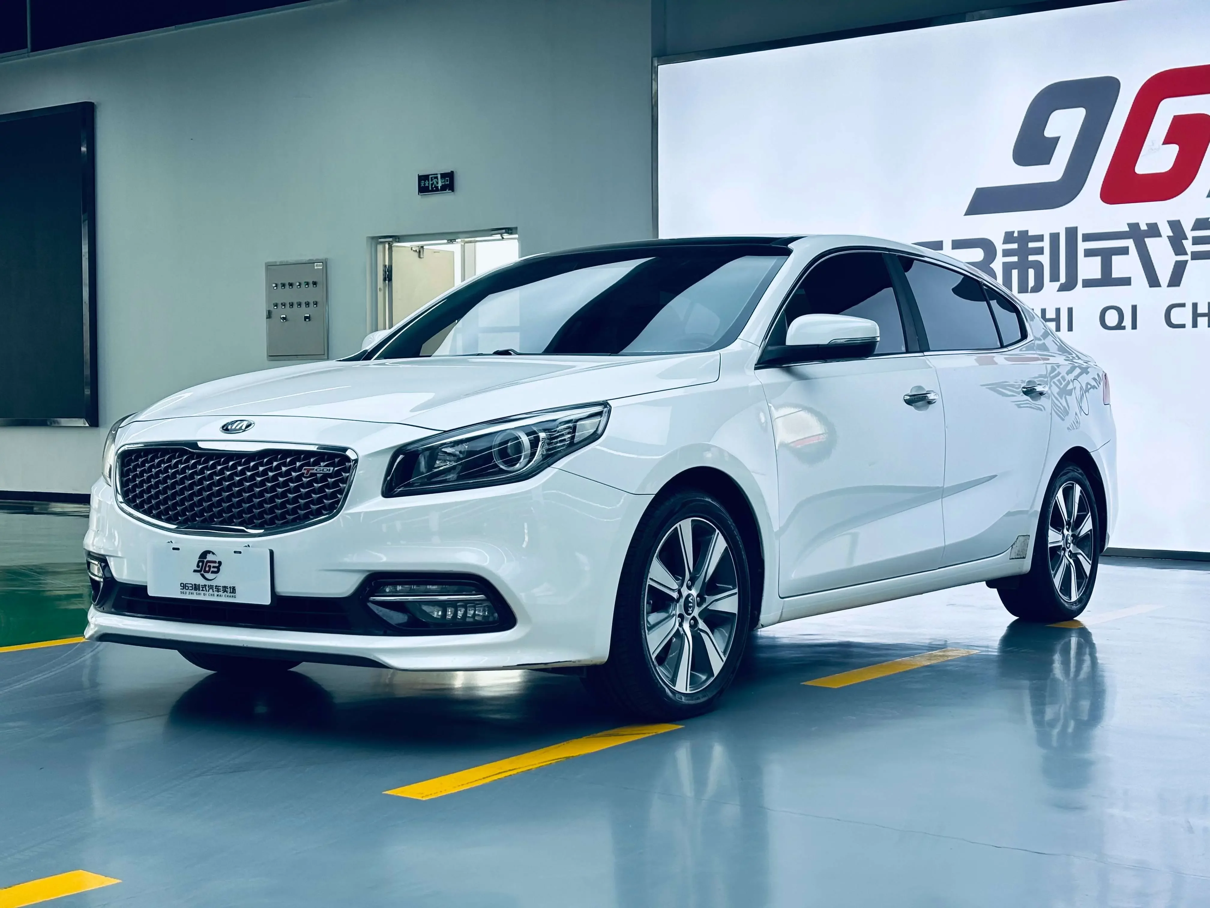 Kia K4