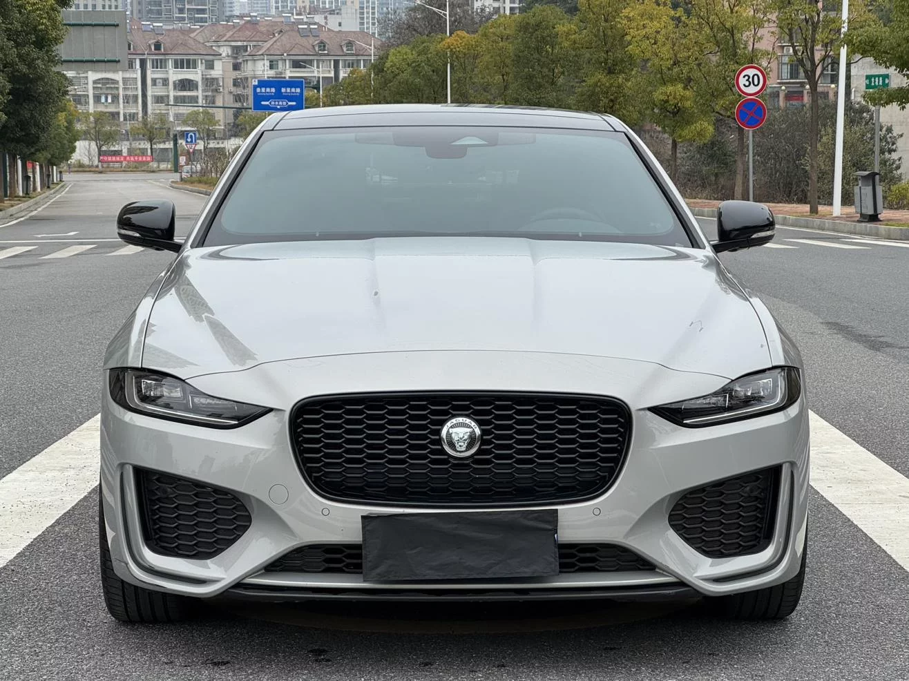 Jaguar XEL