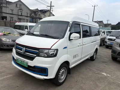 Jinbei New Hiace EV