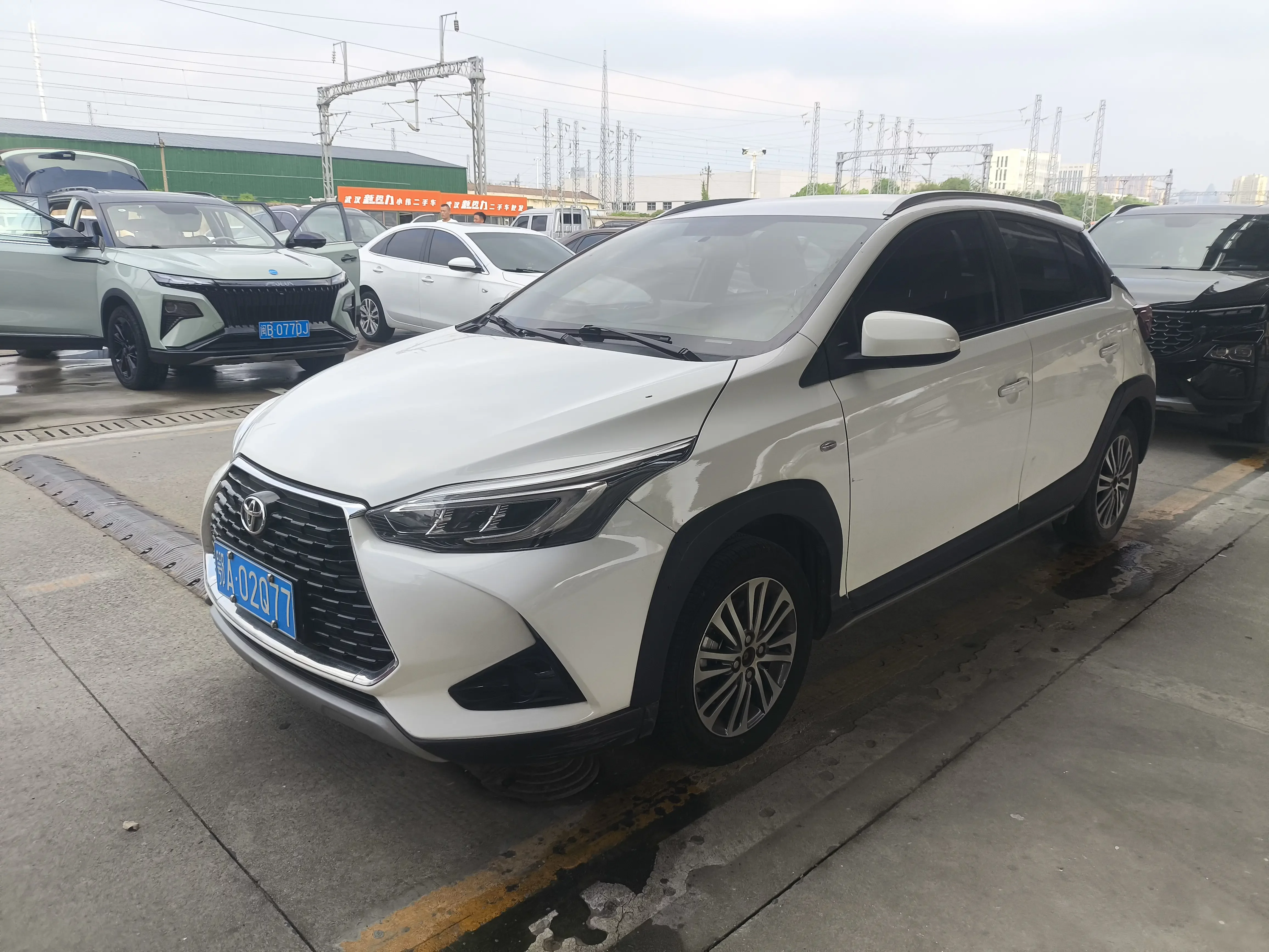 Toyota Yaris L