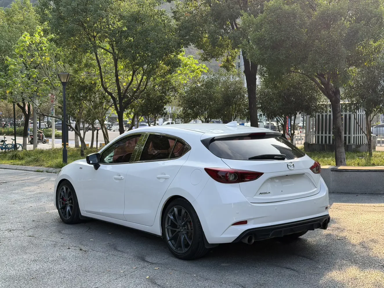 Mazda Axela