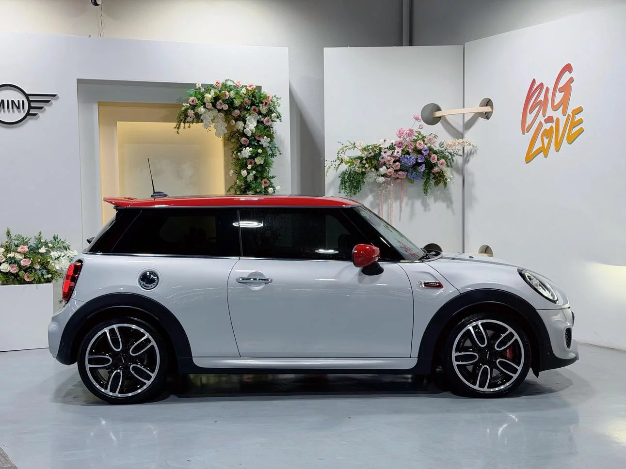 MINI JCW