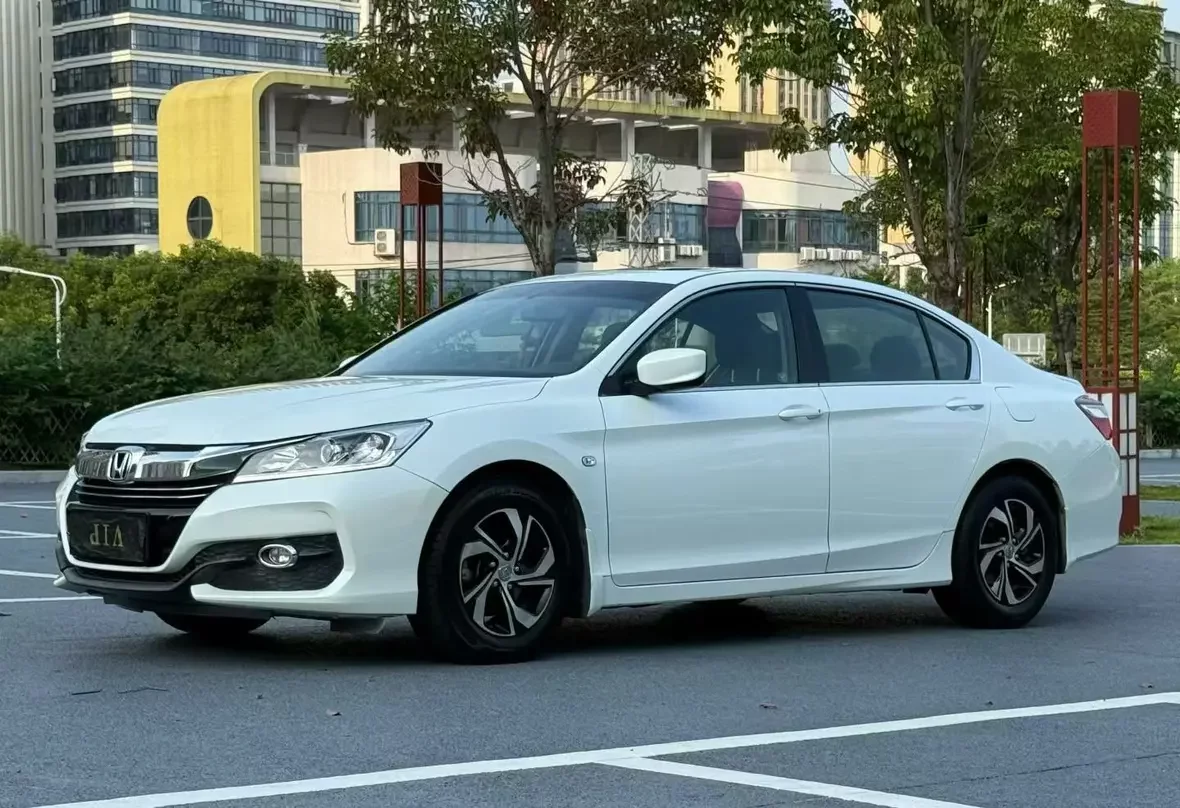 Honda Accord  из Китая