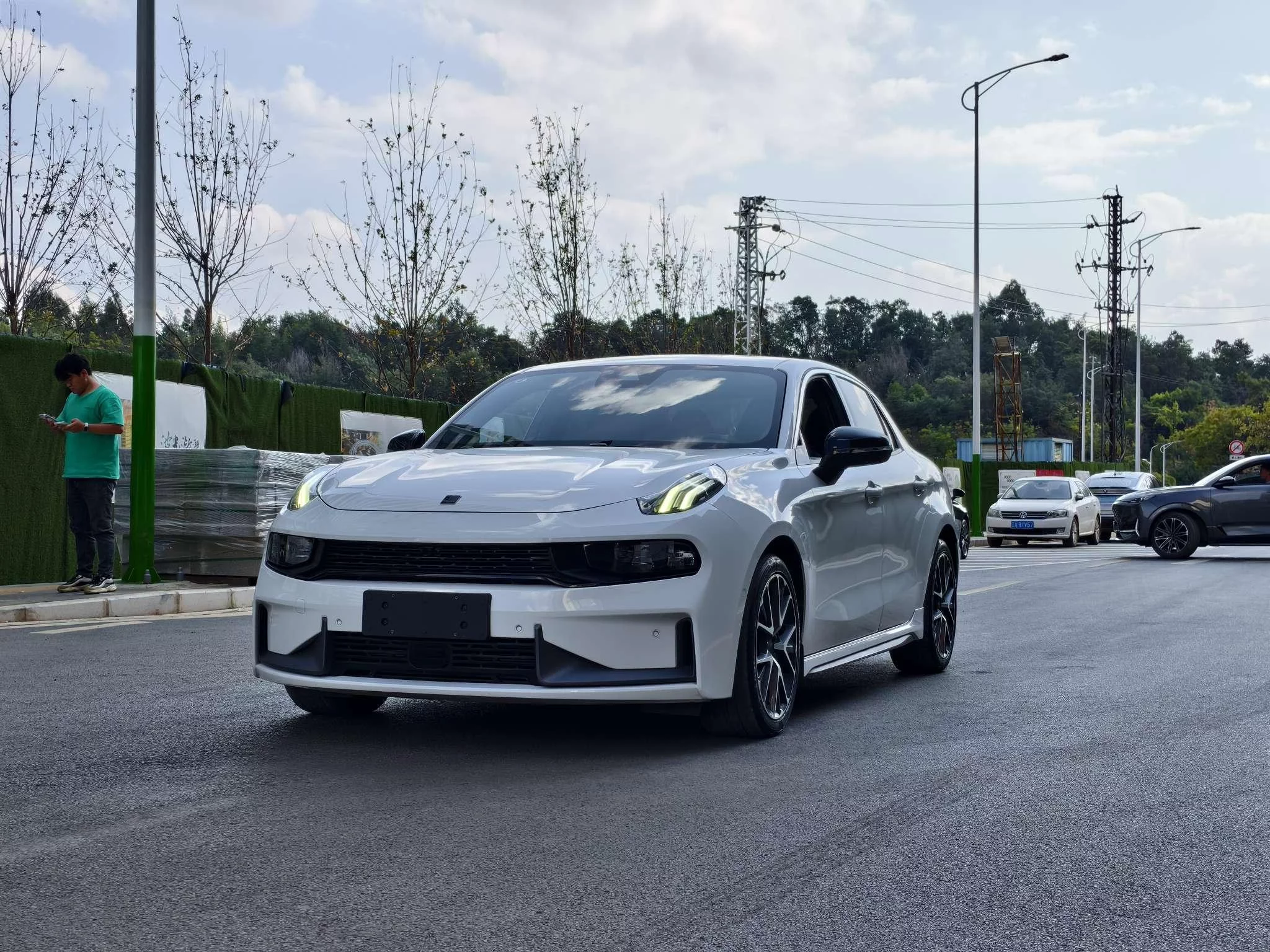 Lynk & Co 03