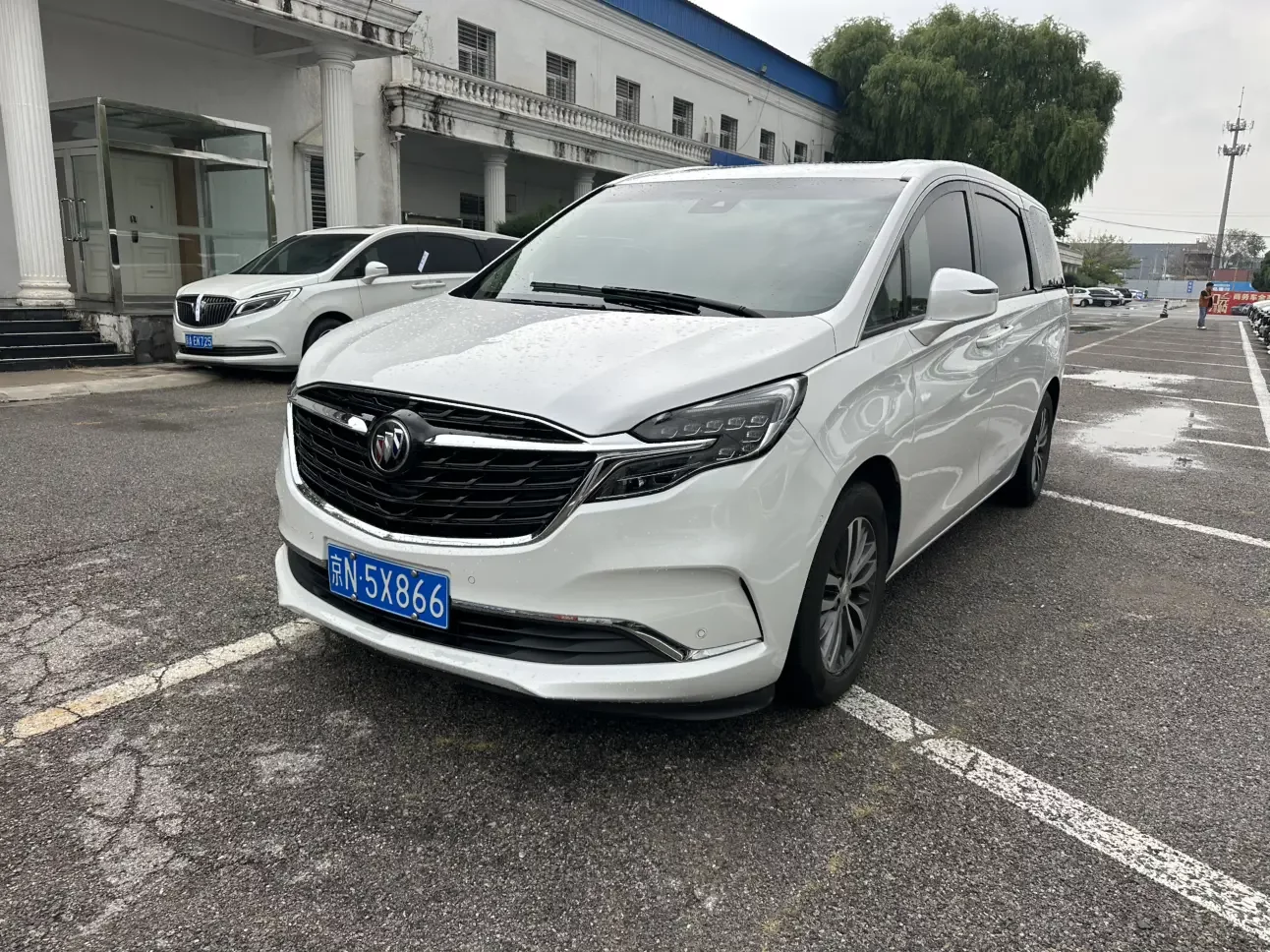 Buick GL8