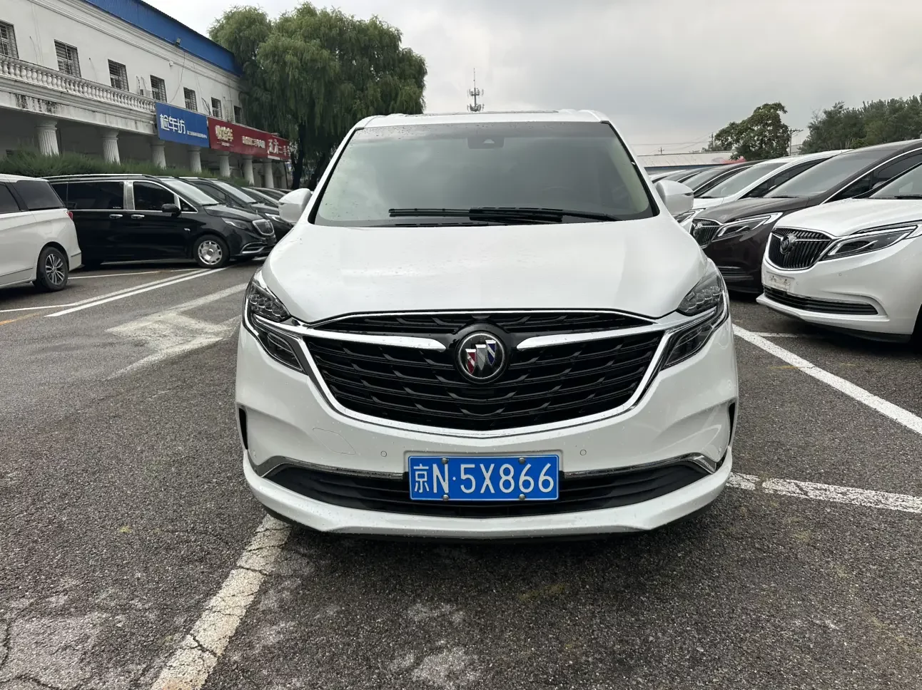 Buick GL8