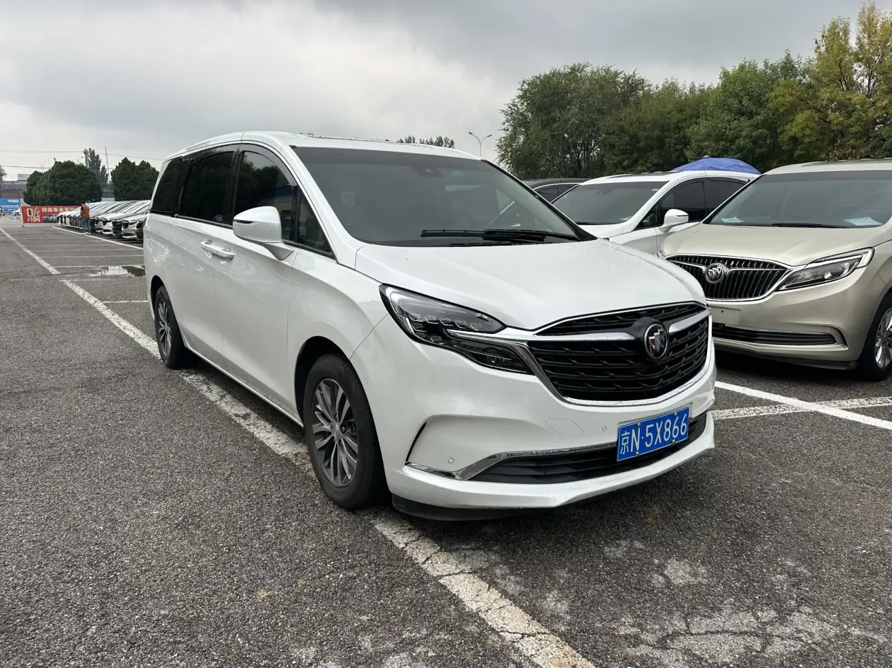 Buick GL8