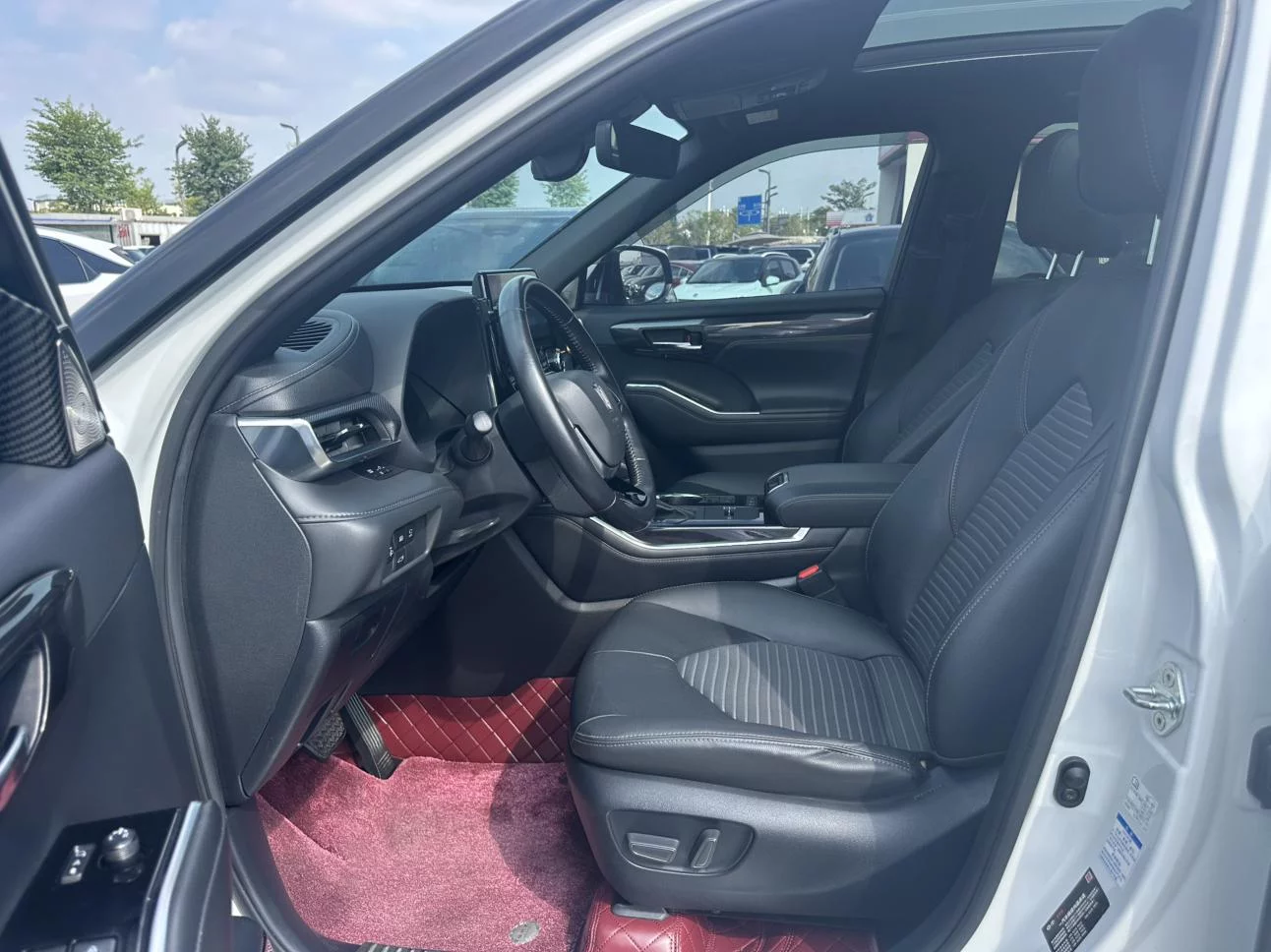 Toyota Crown Kluger