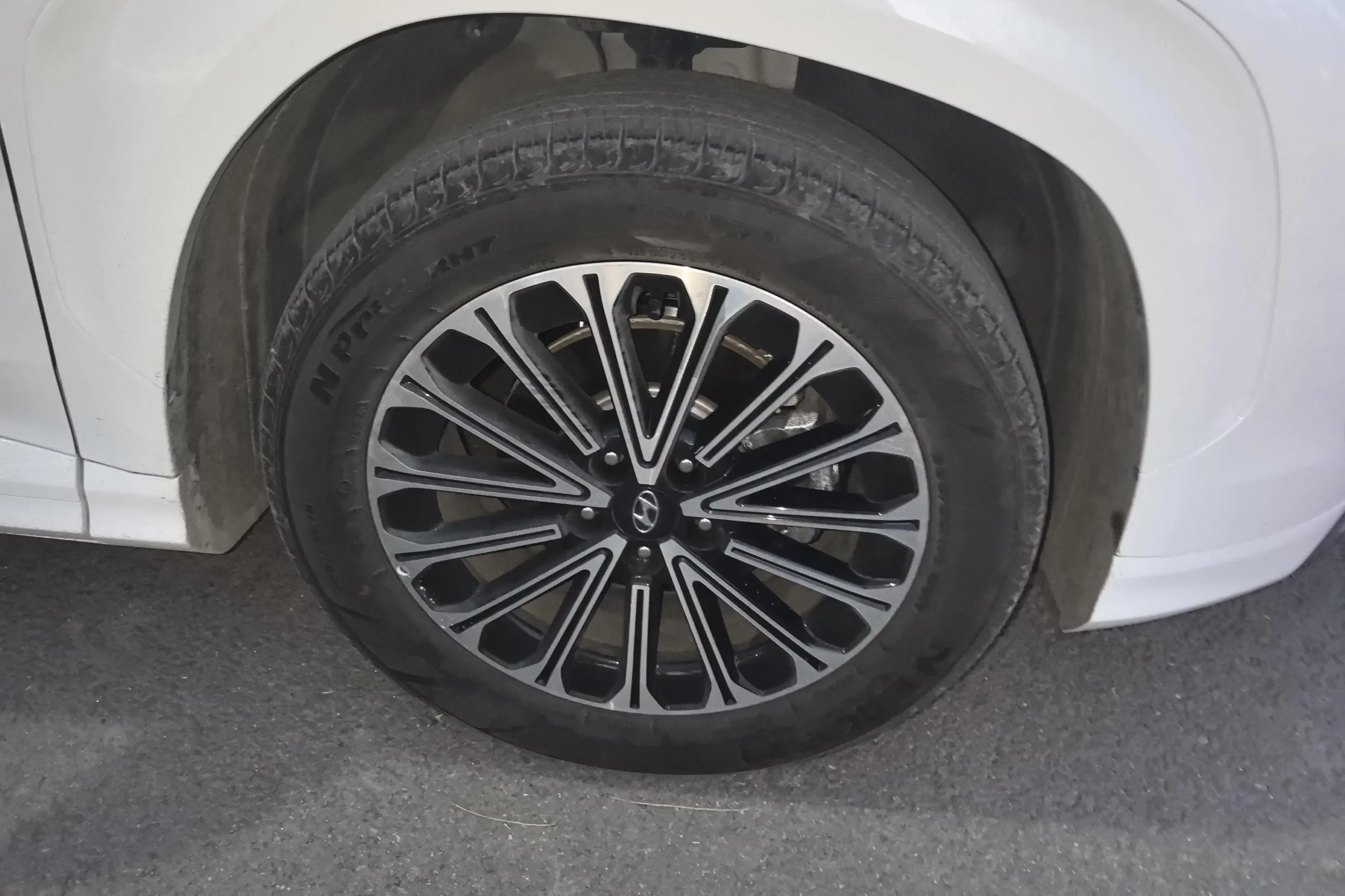 Hyundai Kustu