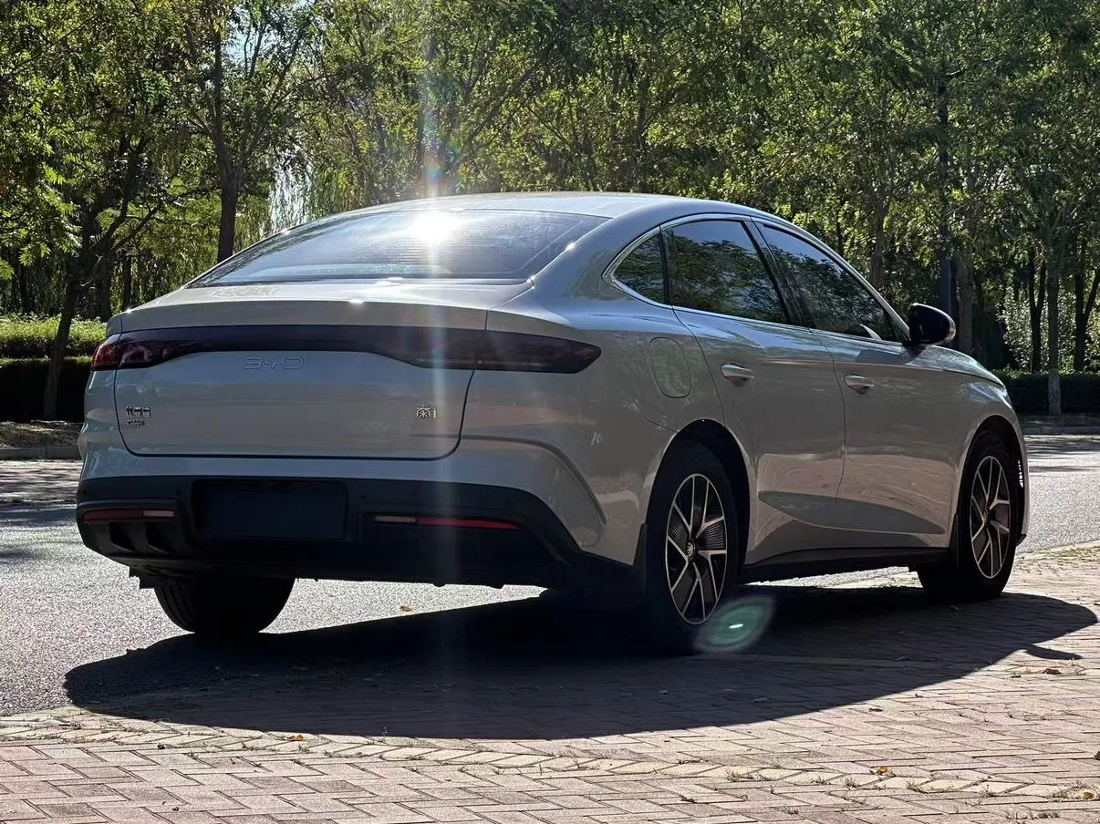 BYD Qin L DM