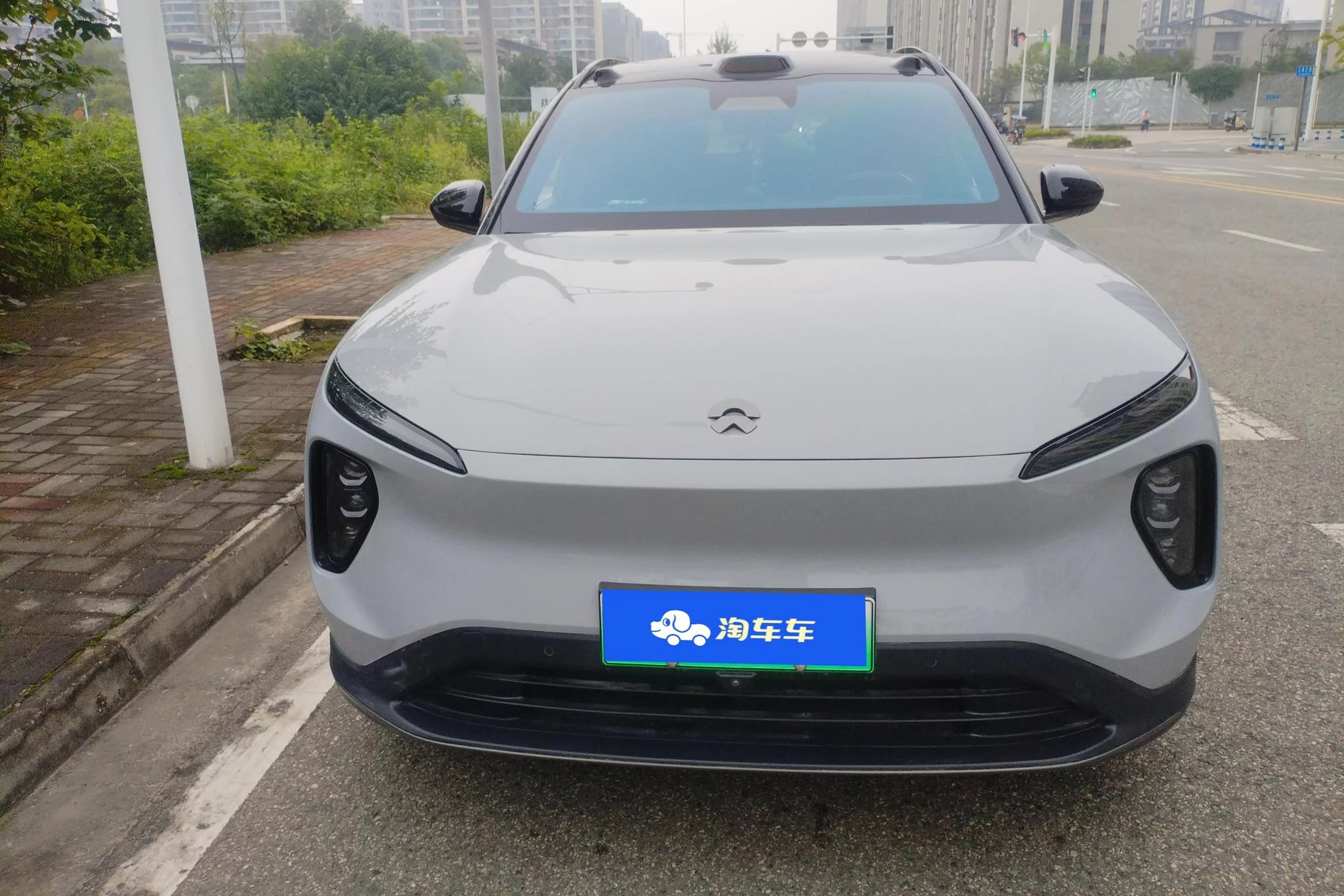 NIO ES6